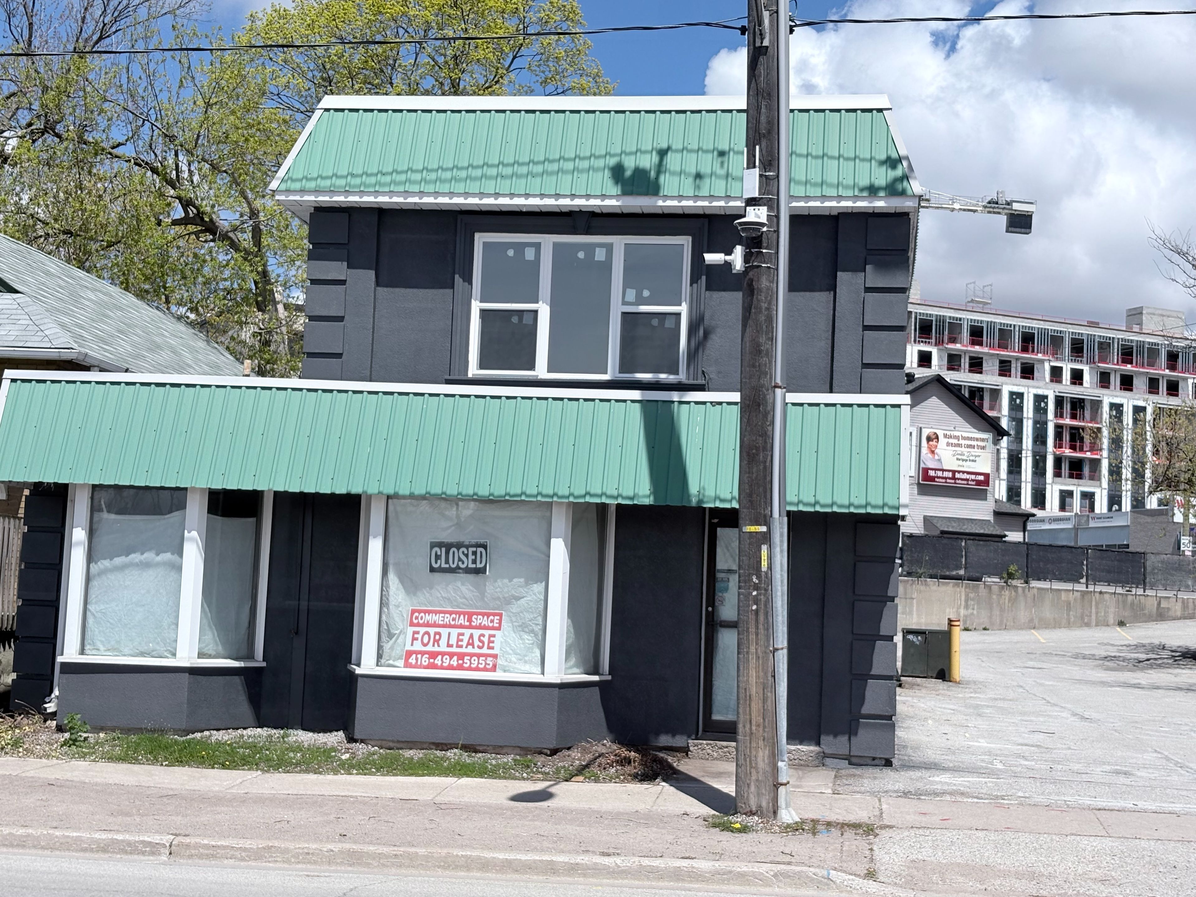 10 Ross Street 2, Barrie, On L4n 1e7