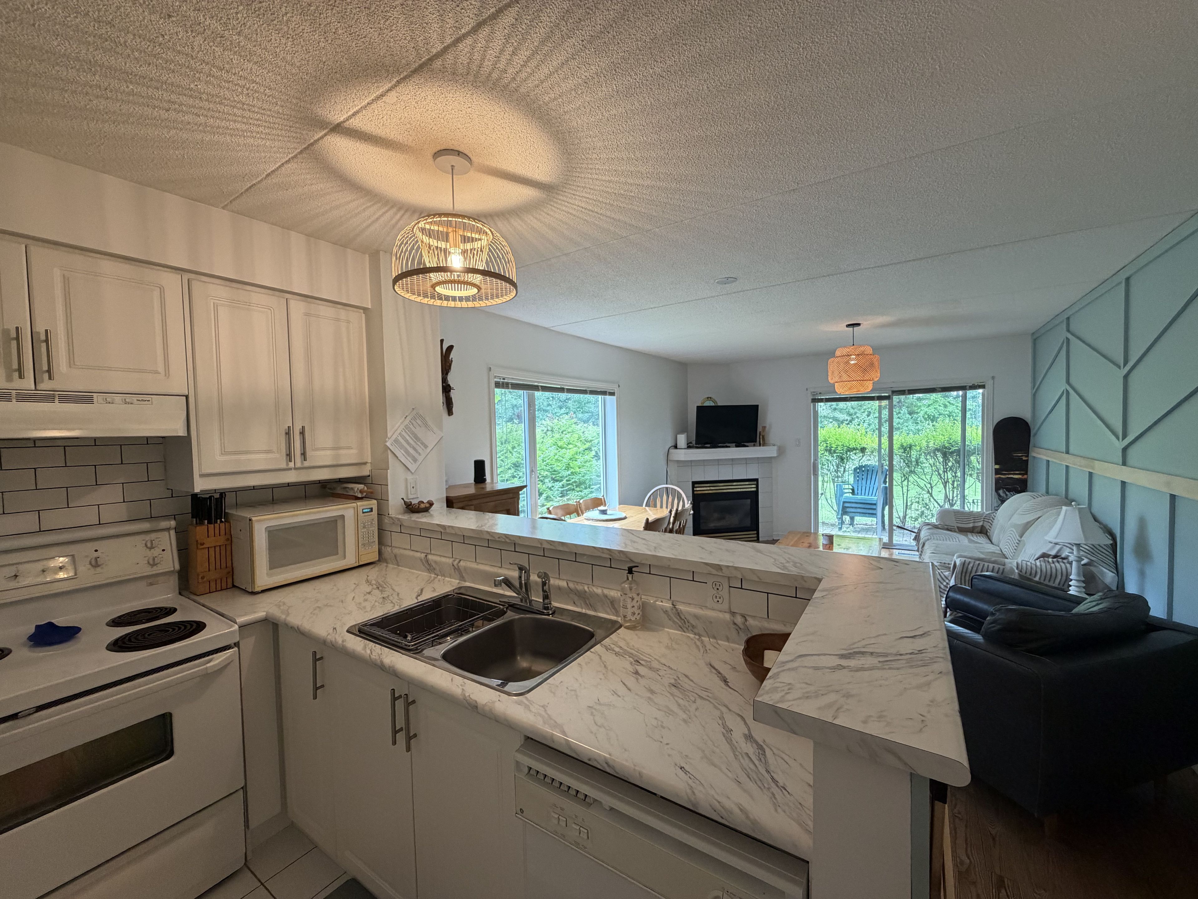 329 Mariners Way, Collingwood, On L9y 5c7