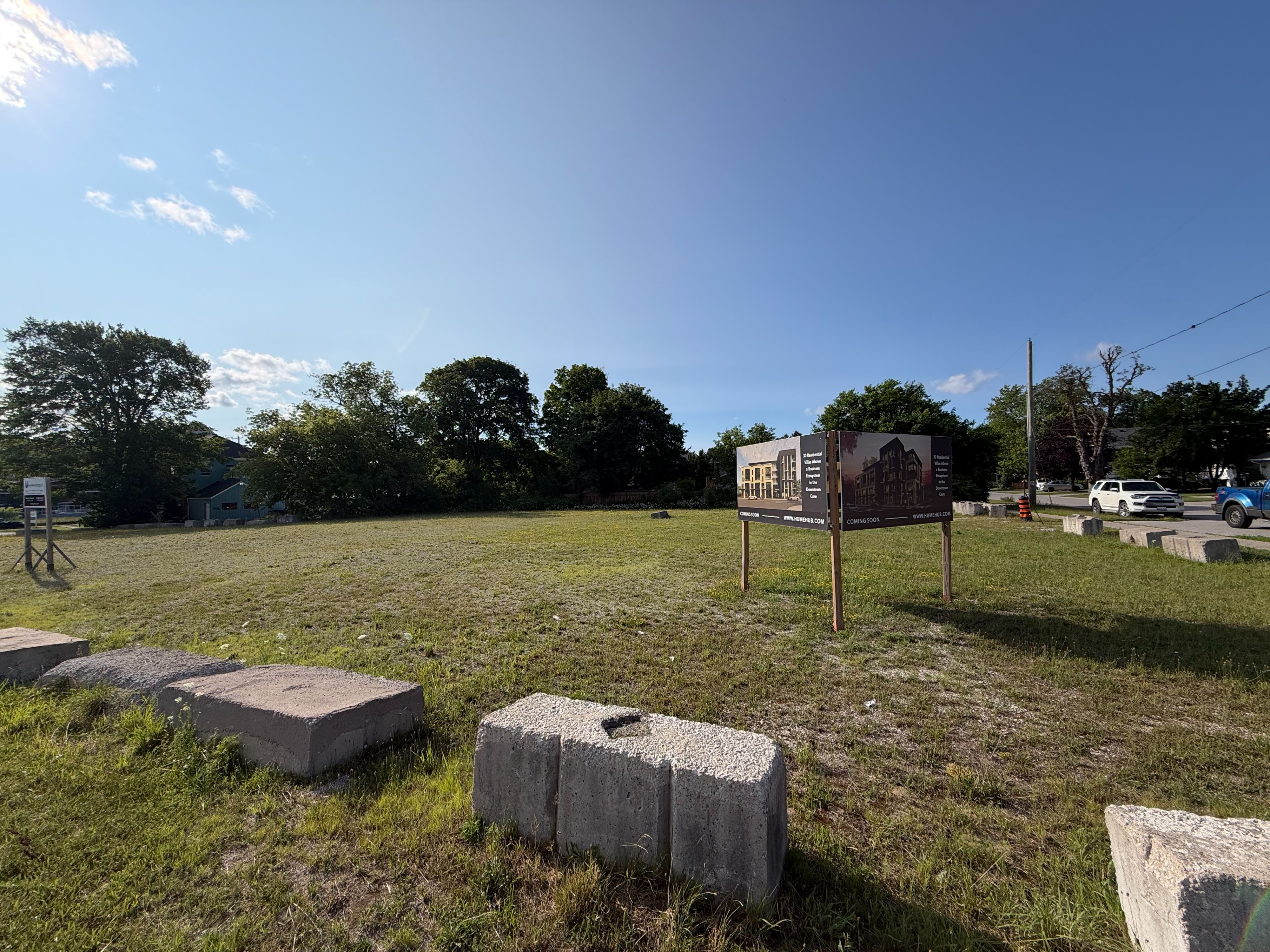 121 Hume Street, Collingwood, On L9y 0x3