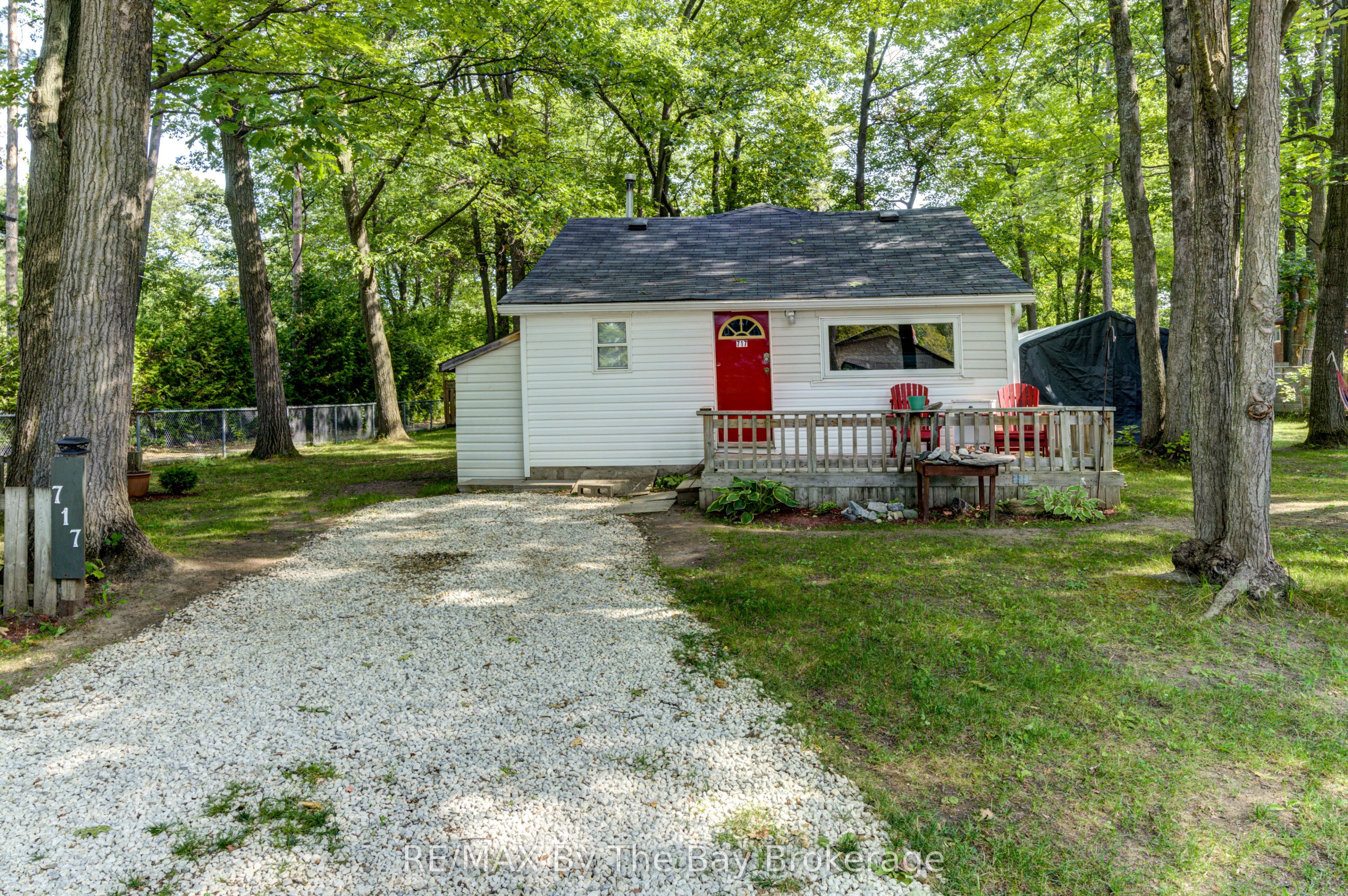 717 Oxbow Park Drive, Wasaga Beach, On L9z 2v2