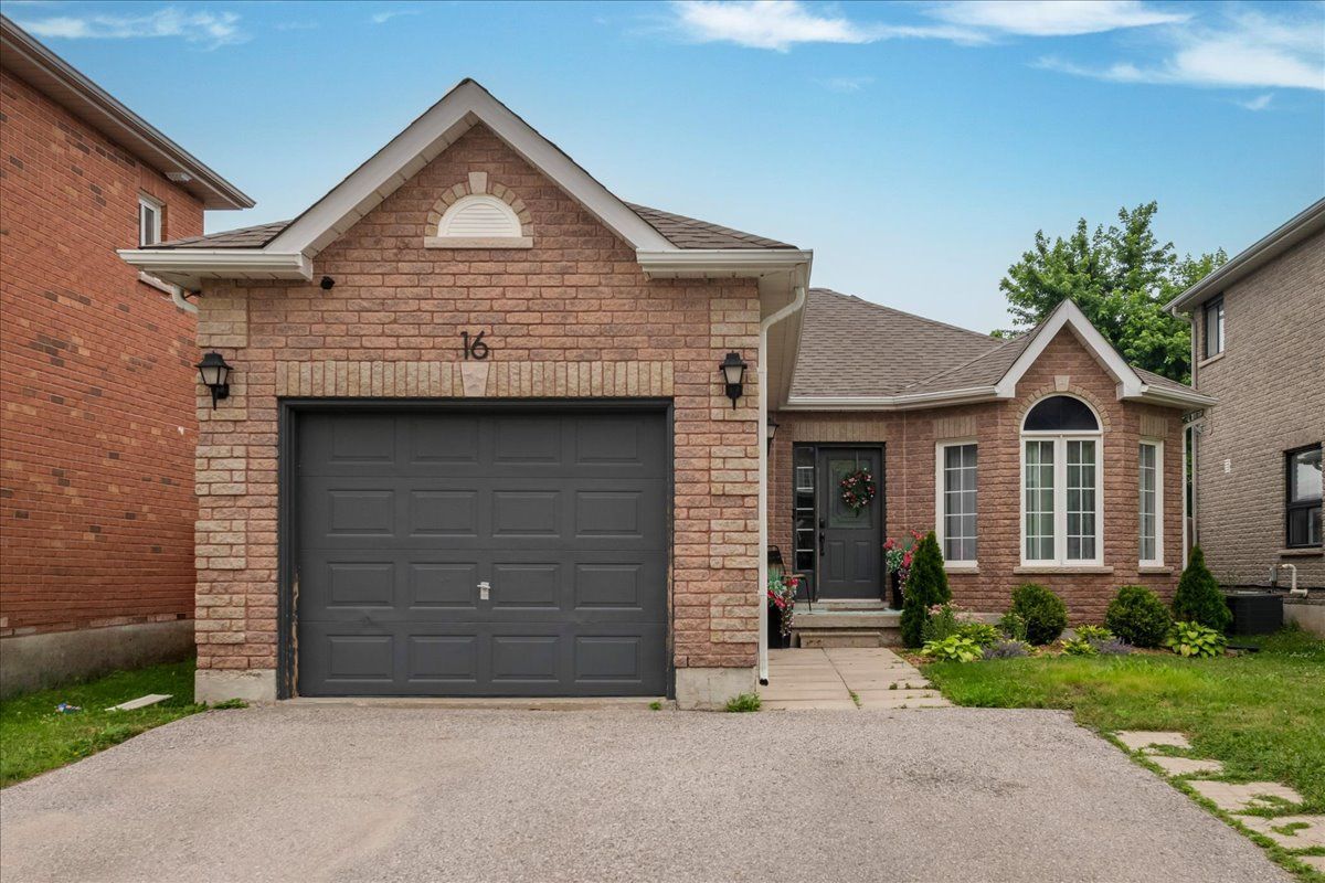 16 Esther Drive, Barrie, On L4n 0x8