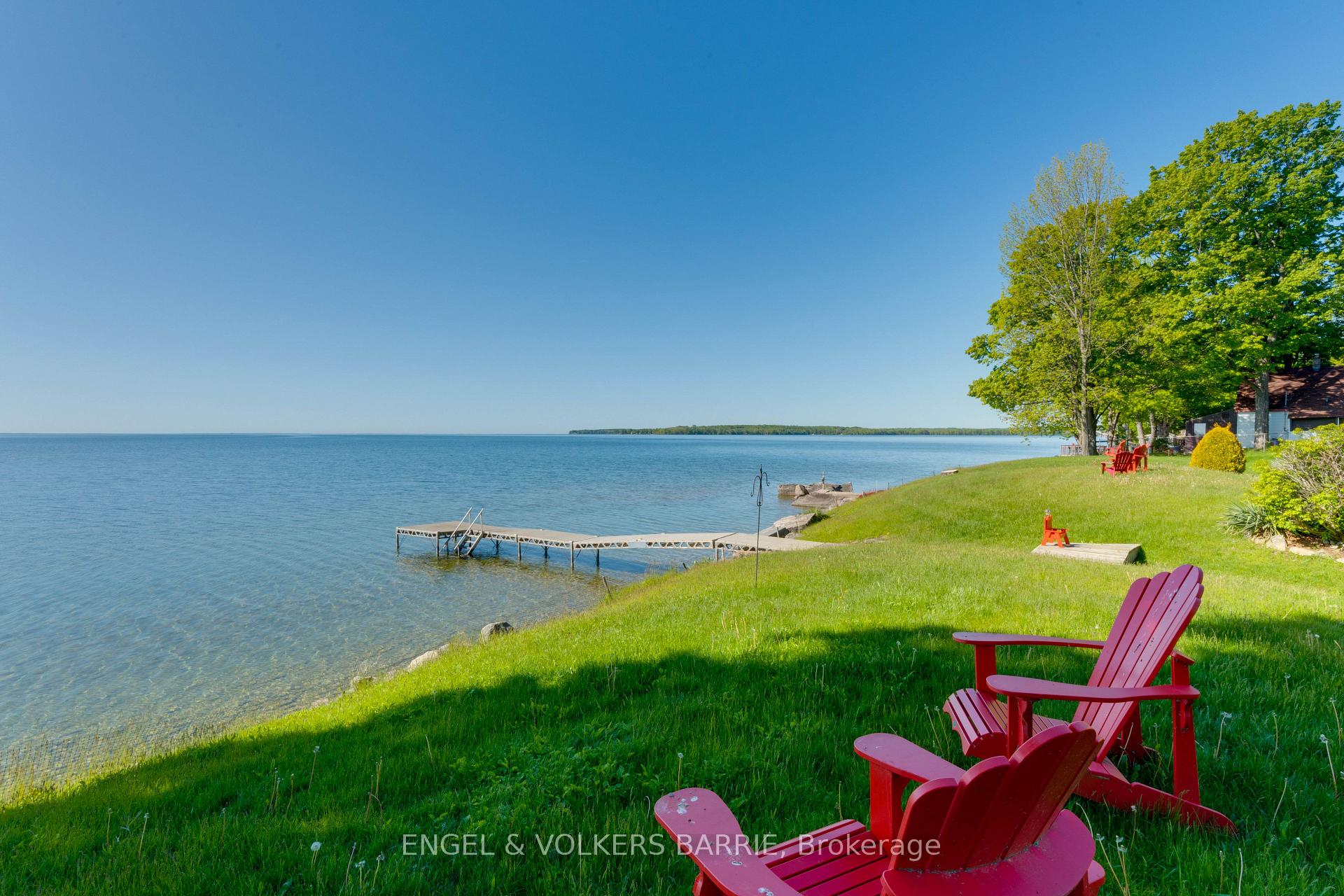 43 Olive Crescent 204, Orillia, On L3v 7m8