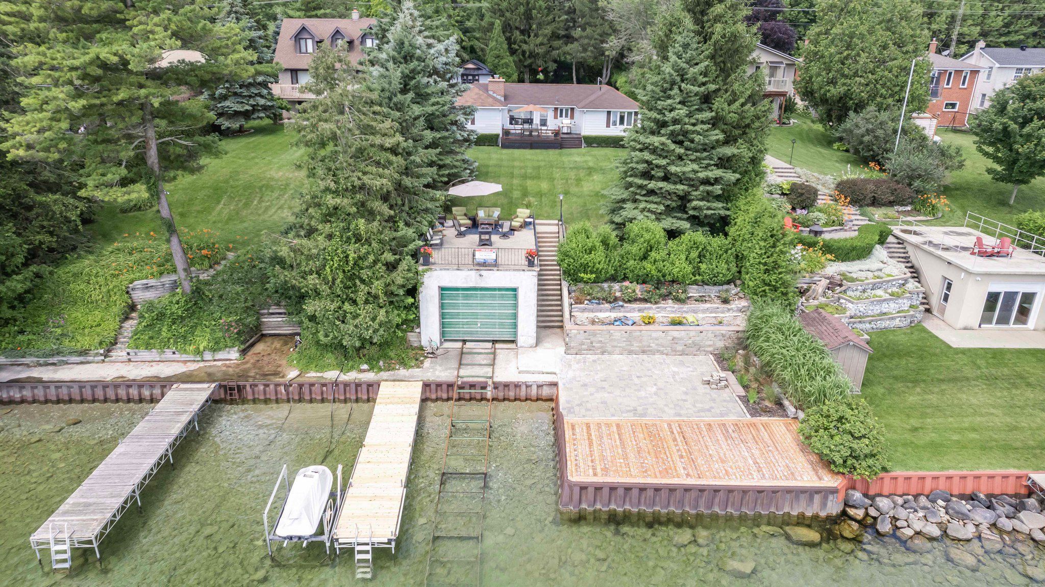 1125 Woodland Drive, Oro-Medonte, On L3v 6h1