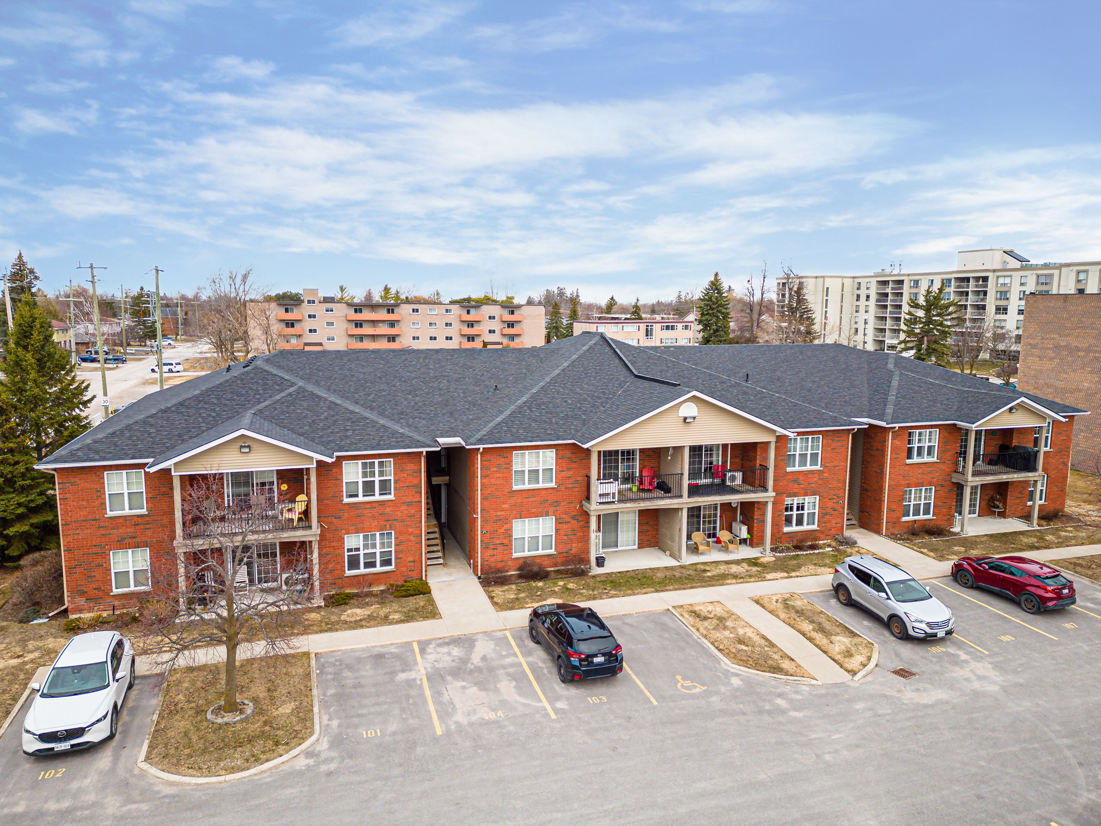 435 Walnut Street 206, Collingwood, On L9y 5j9