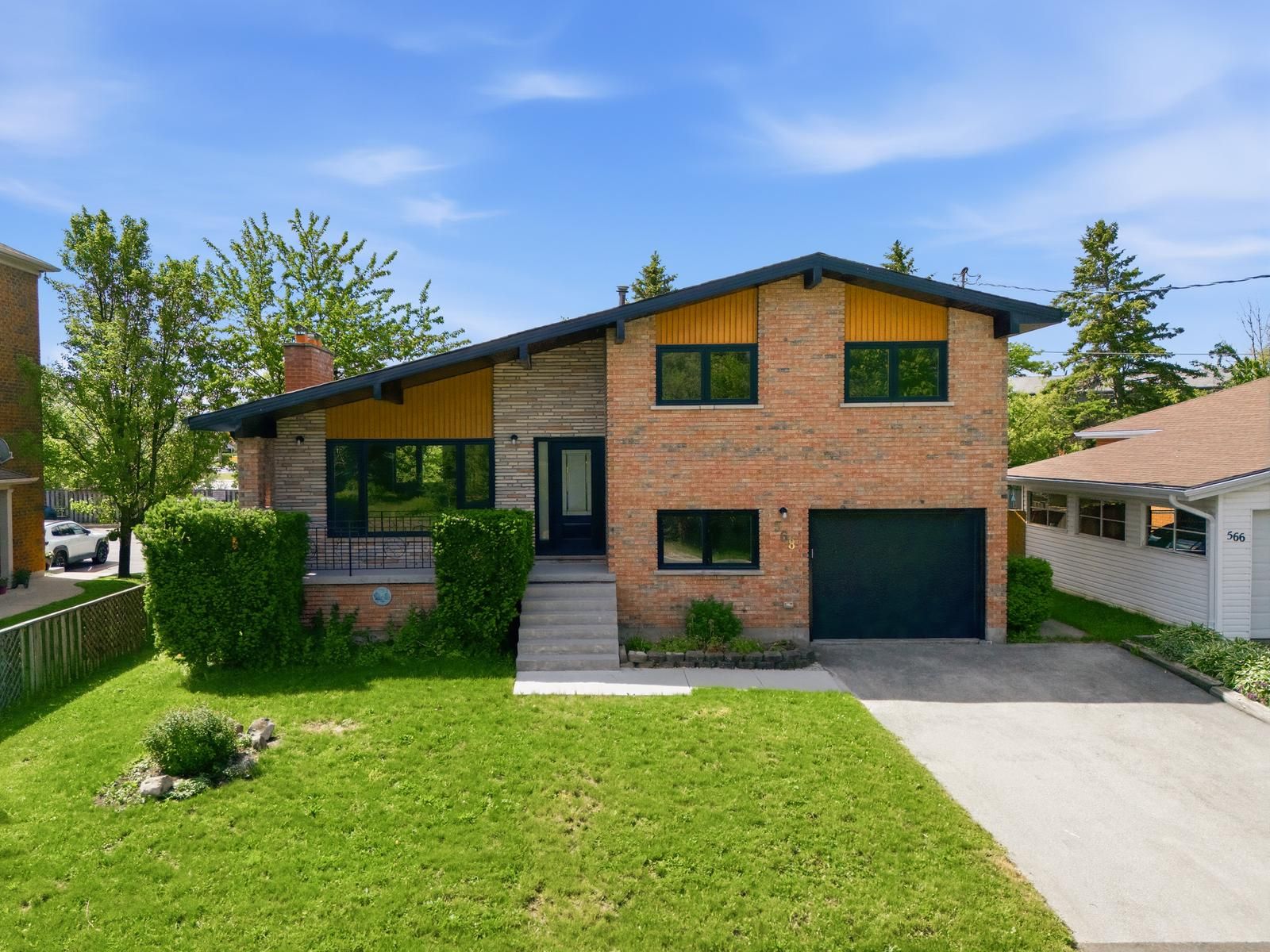 568 Simcoe Street, Collingwood, On L9y 5j5