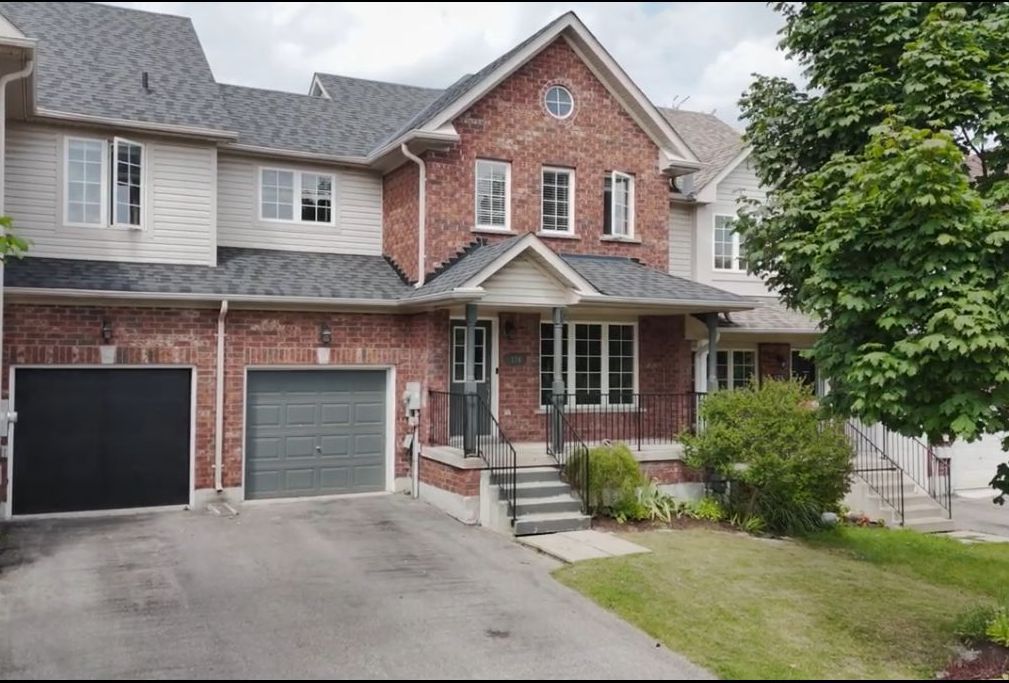 176 Thrushwood Drive, Barrie, On L4n 0z1