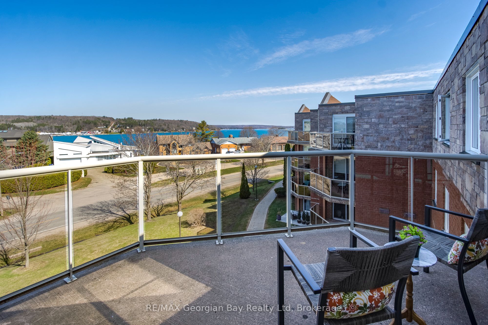 11 Beck Boulevard 404, Penetanguishene, On L9m 2g1