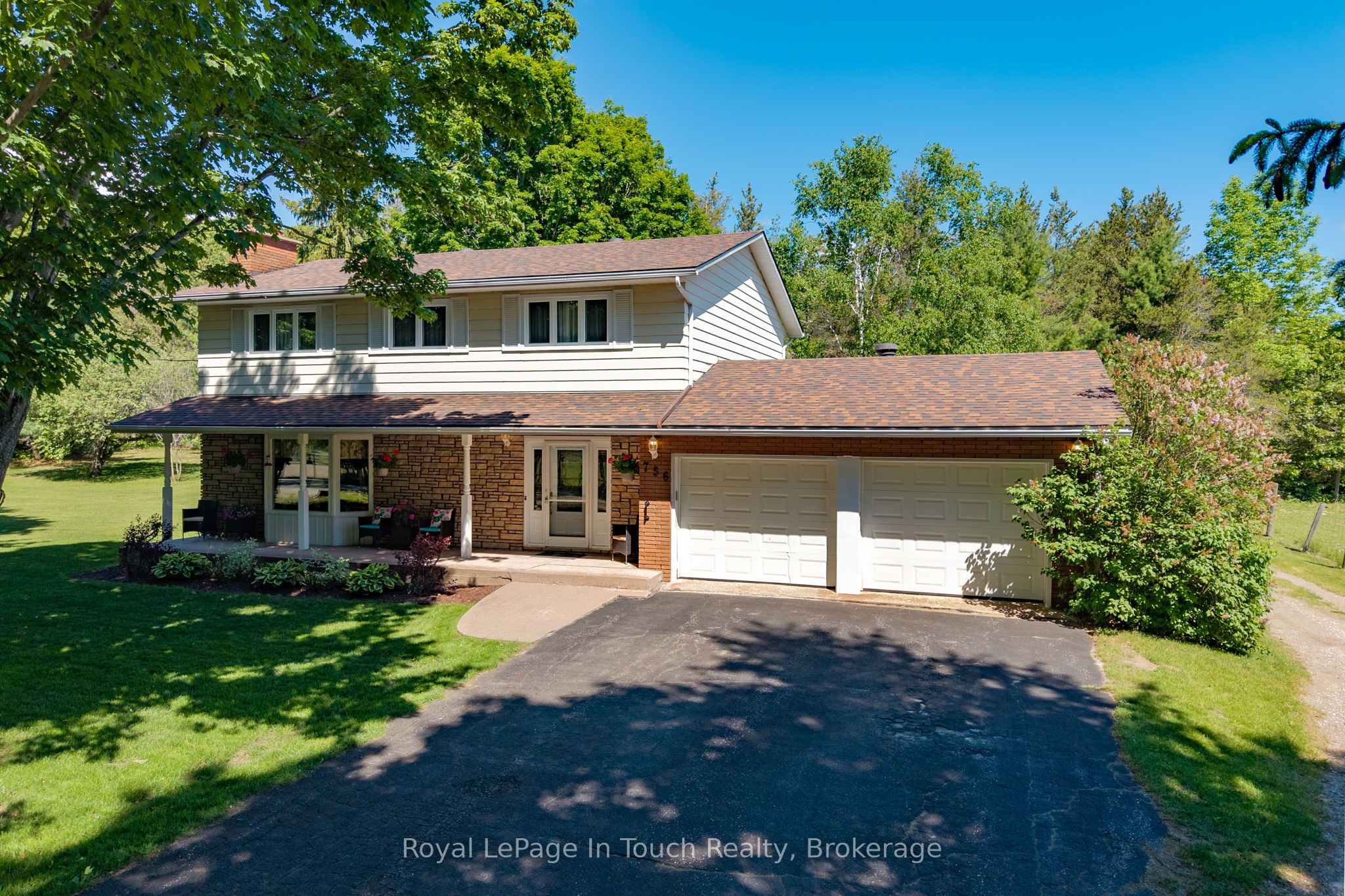756 Champlain Road, Tiny, On L9m 0c2