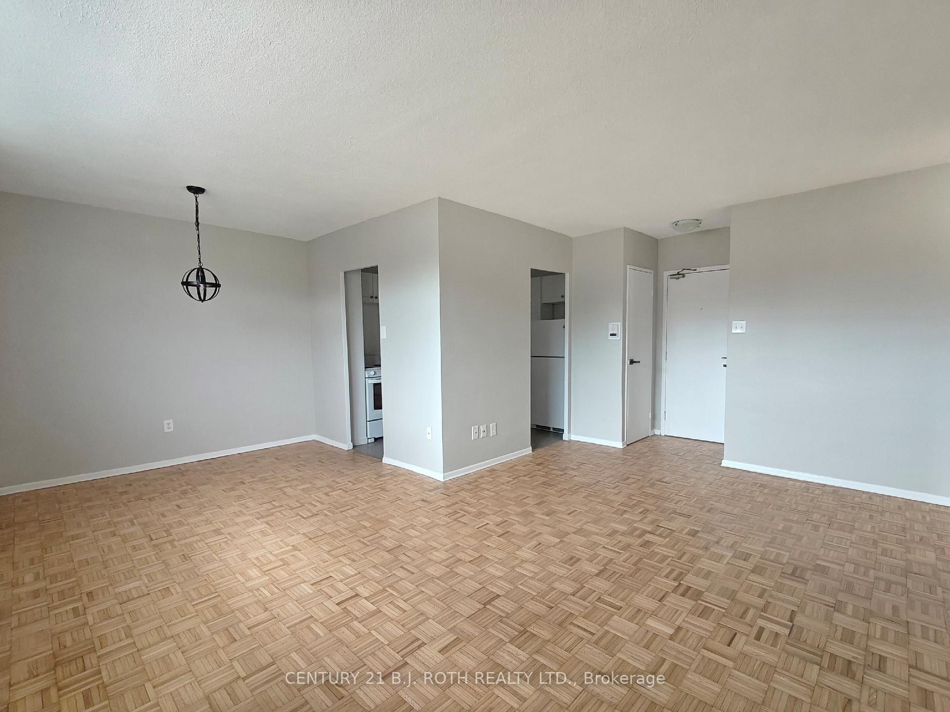98 Holgate Street 401, Barrie, On L4n 2t9