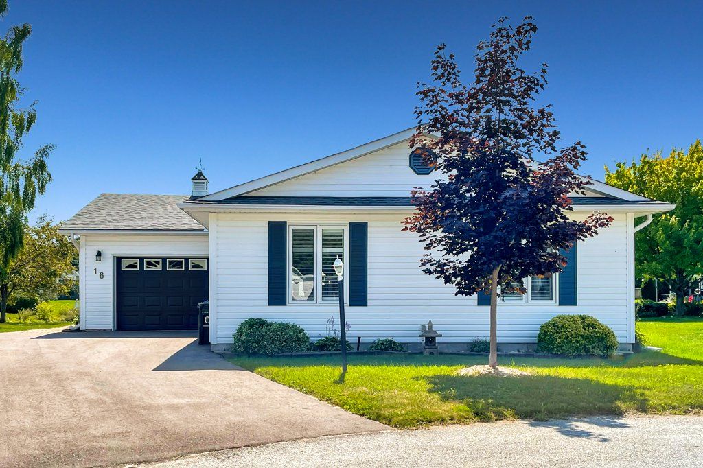 16 Atlantic Avenue, Wasaga Beach, On L9z 3a8