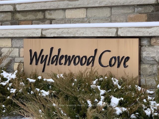 4 Cove Court 102, Collingwood, On L9y 0y6