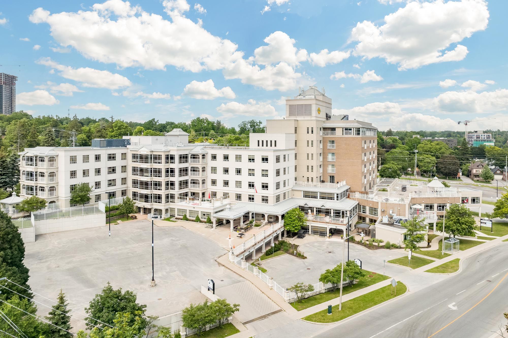 74 Ross Street 82, Barrie, On L4n 1g3