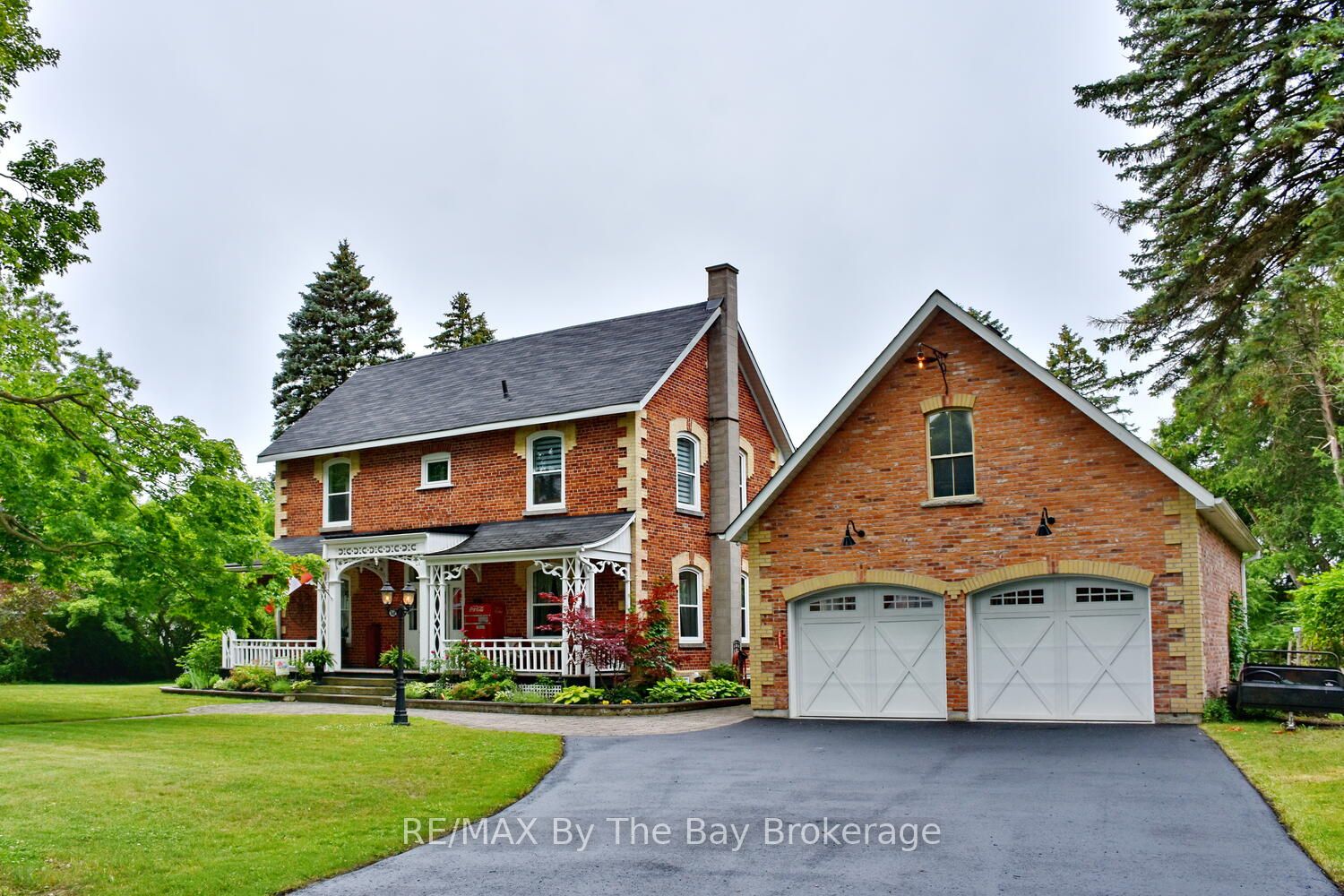 214 Elm Street, Clearview, On L0m 1s0