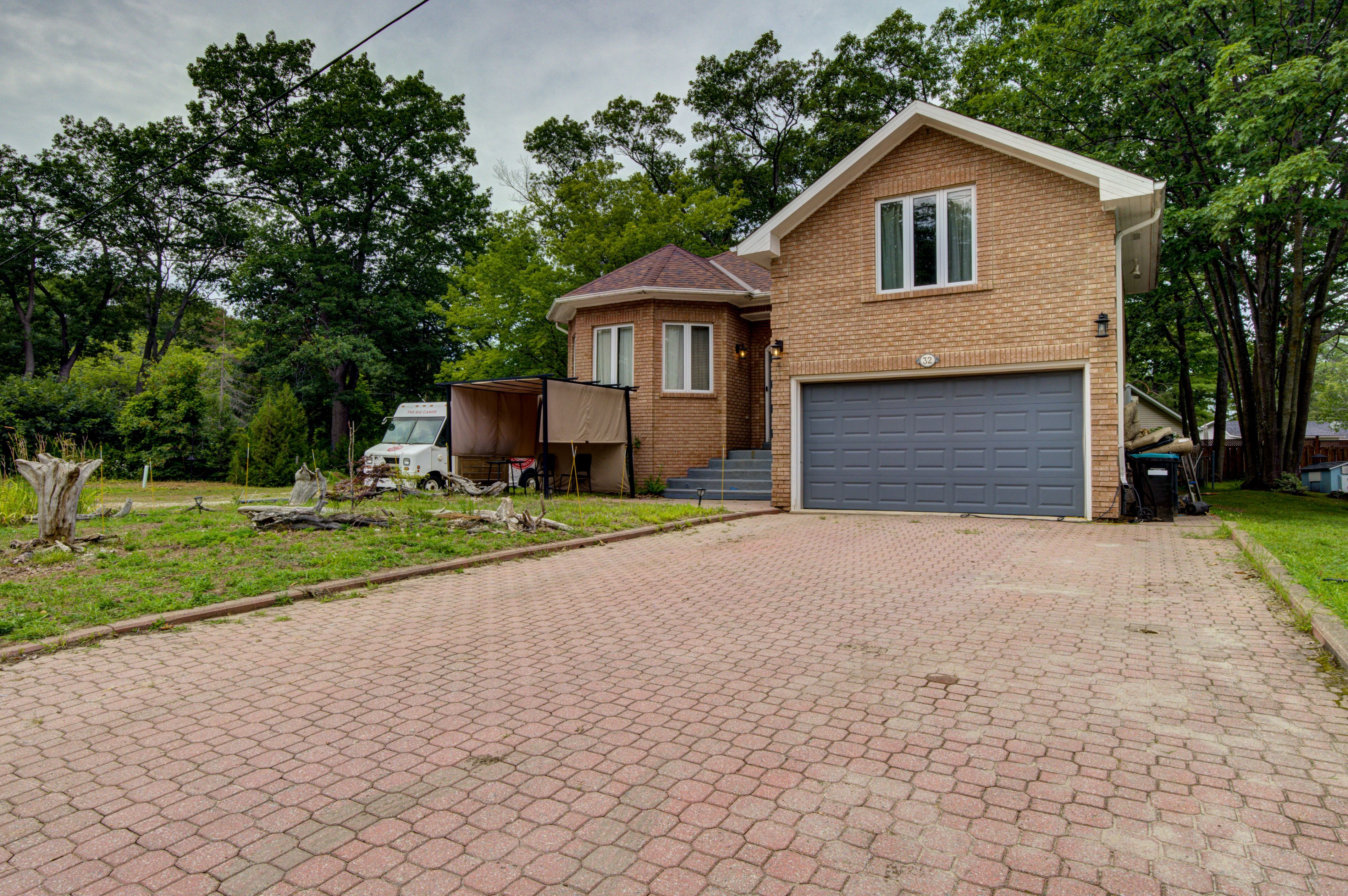 32 1st Lane, Wasaga Beach, On L9z 2g3