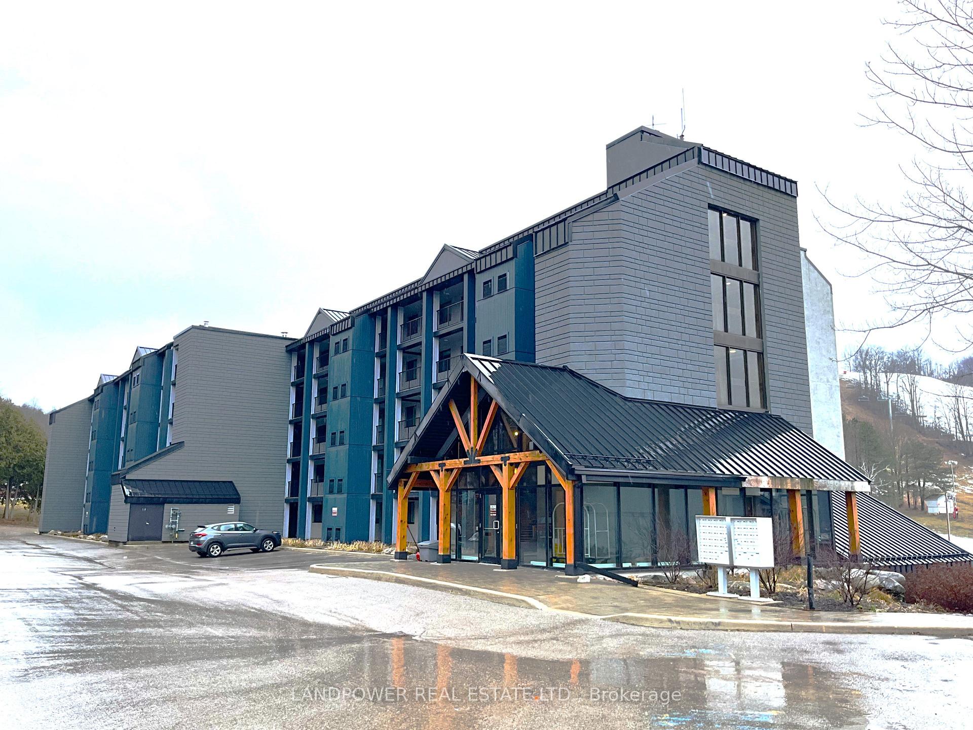 80 Horseshoe Boulevard 403, Oro-Medonte, On L4m 4y8