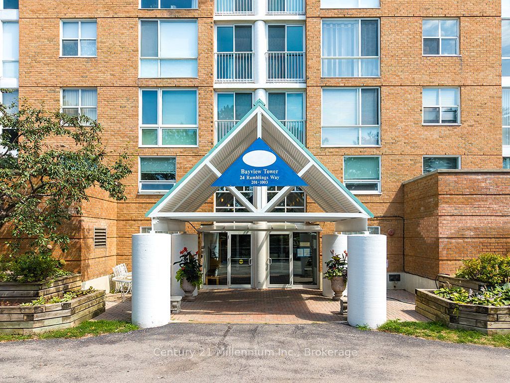 24 Ramblings Way 802, Collingwood, On L9y 5s7