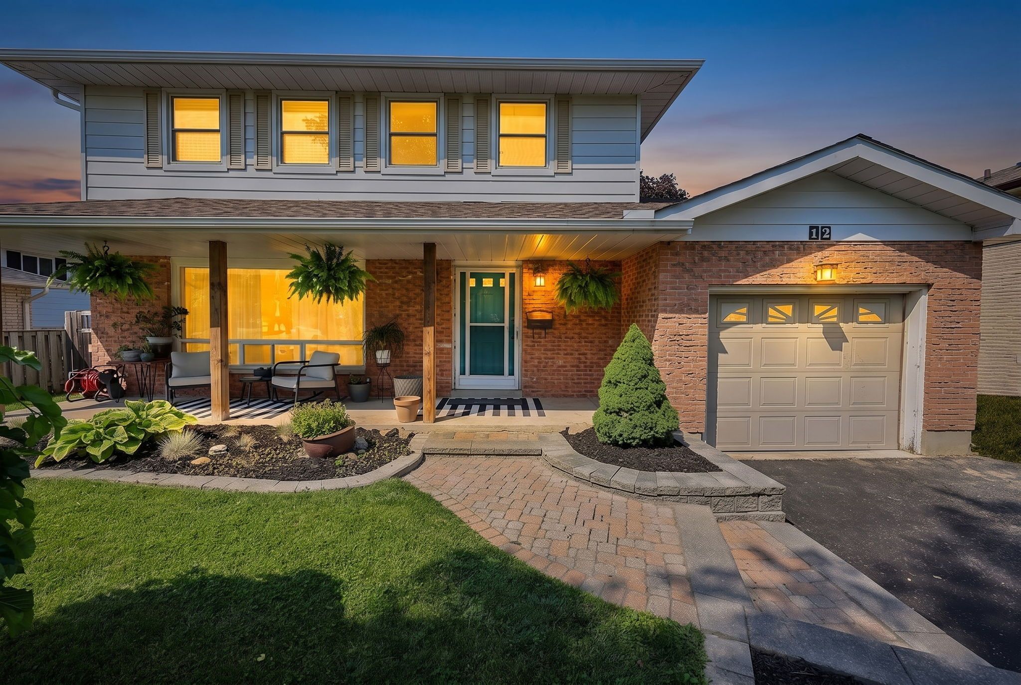 12 Davies Crescent, Barrie, On L4m 2m3