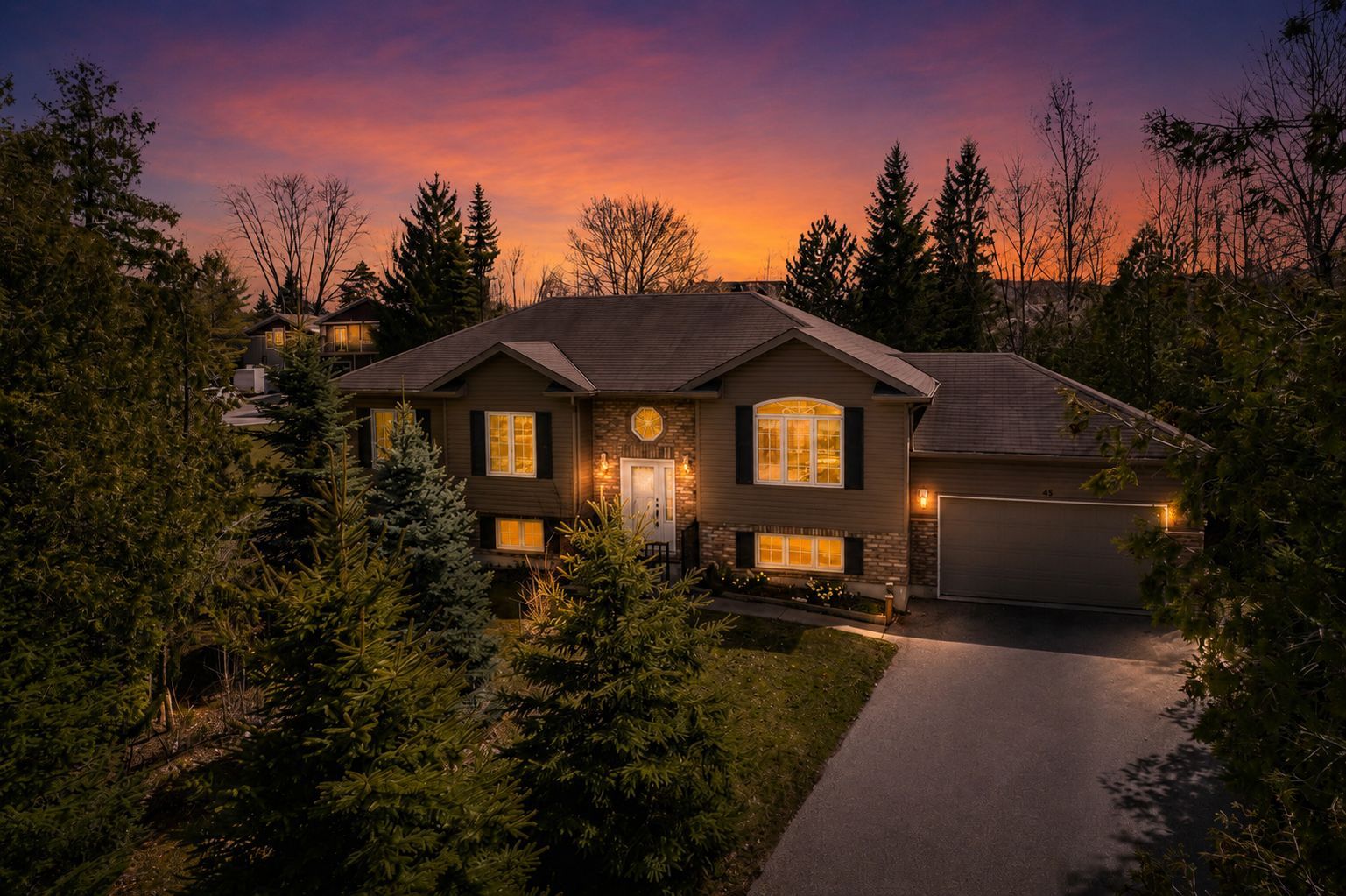 45 William Avenue, Wasaga Beach, On L9z 2x3