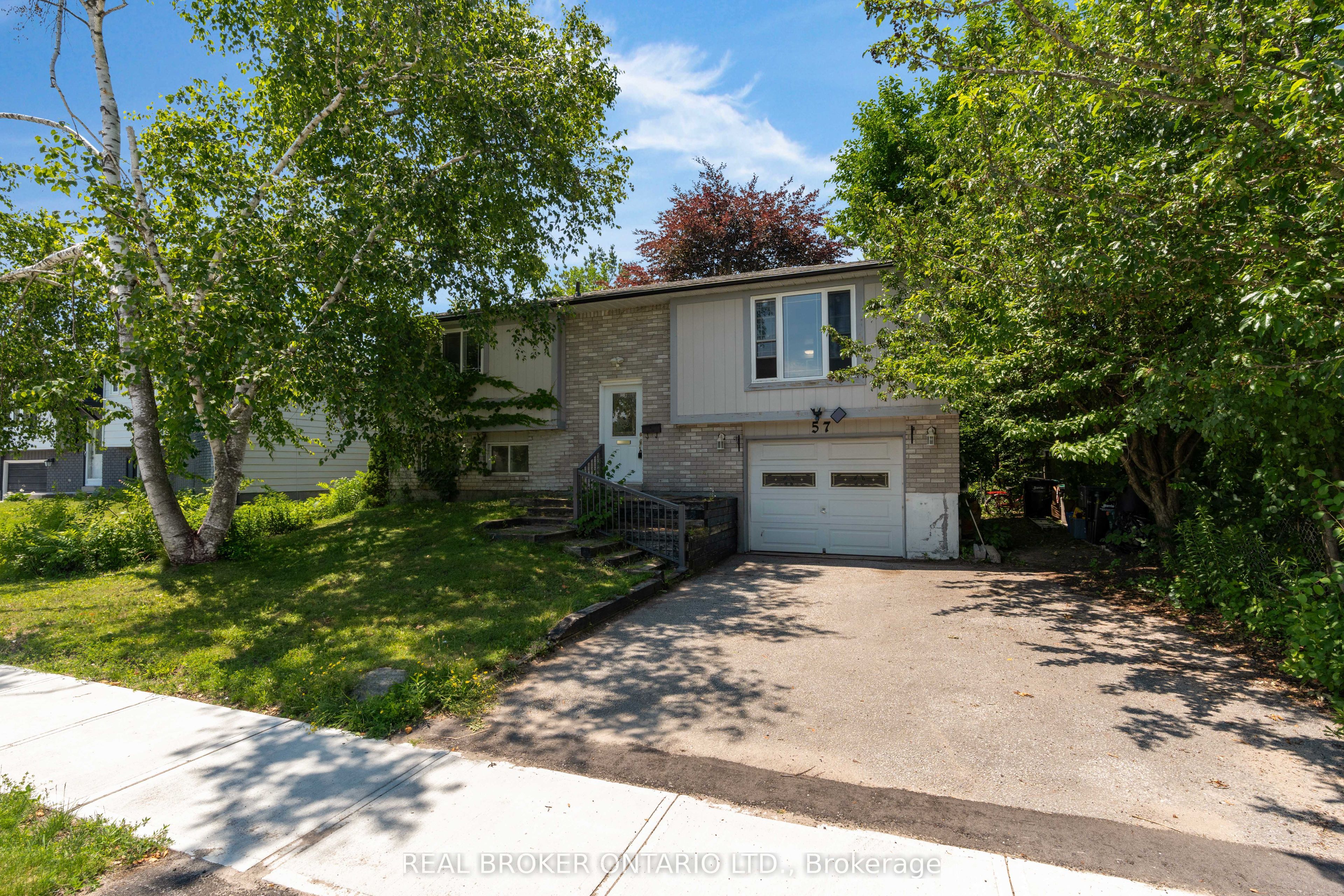 57 Bernick Drive, Barrie, On L4m 5c1