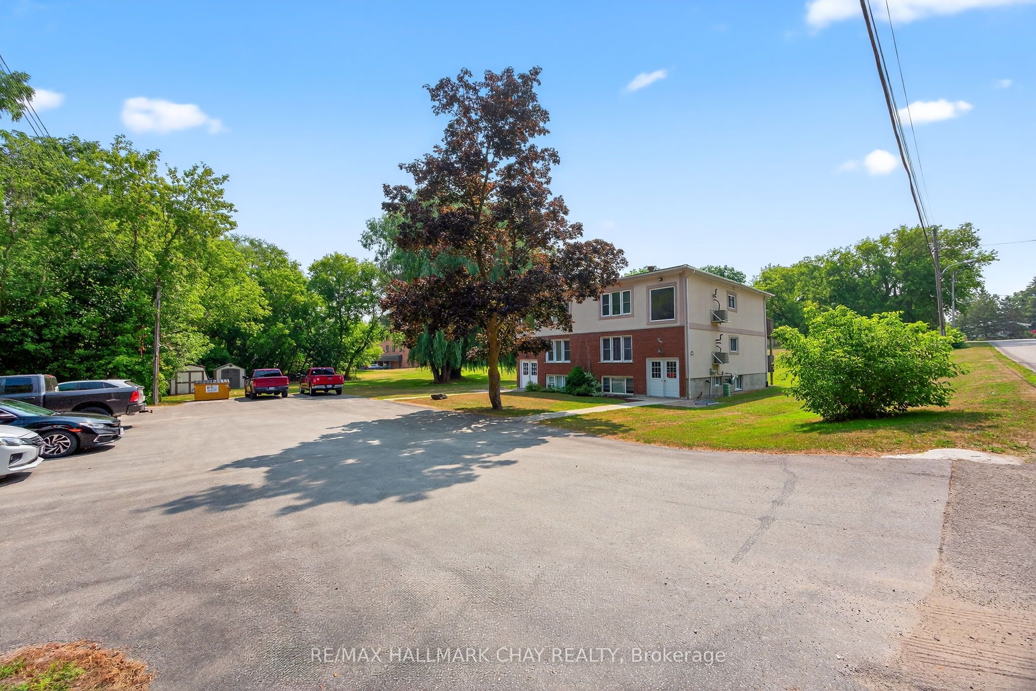 195 Louisa Street, Clearview, On L0m 1s0