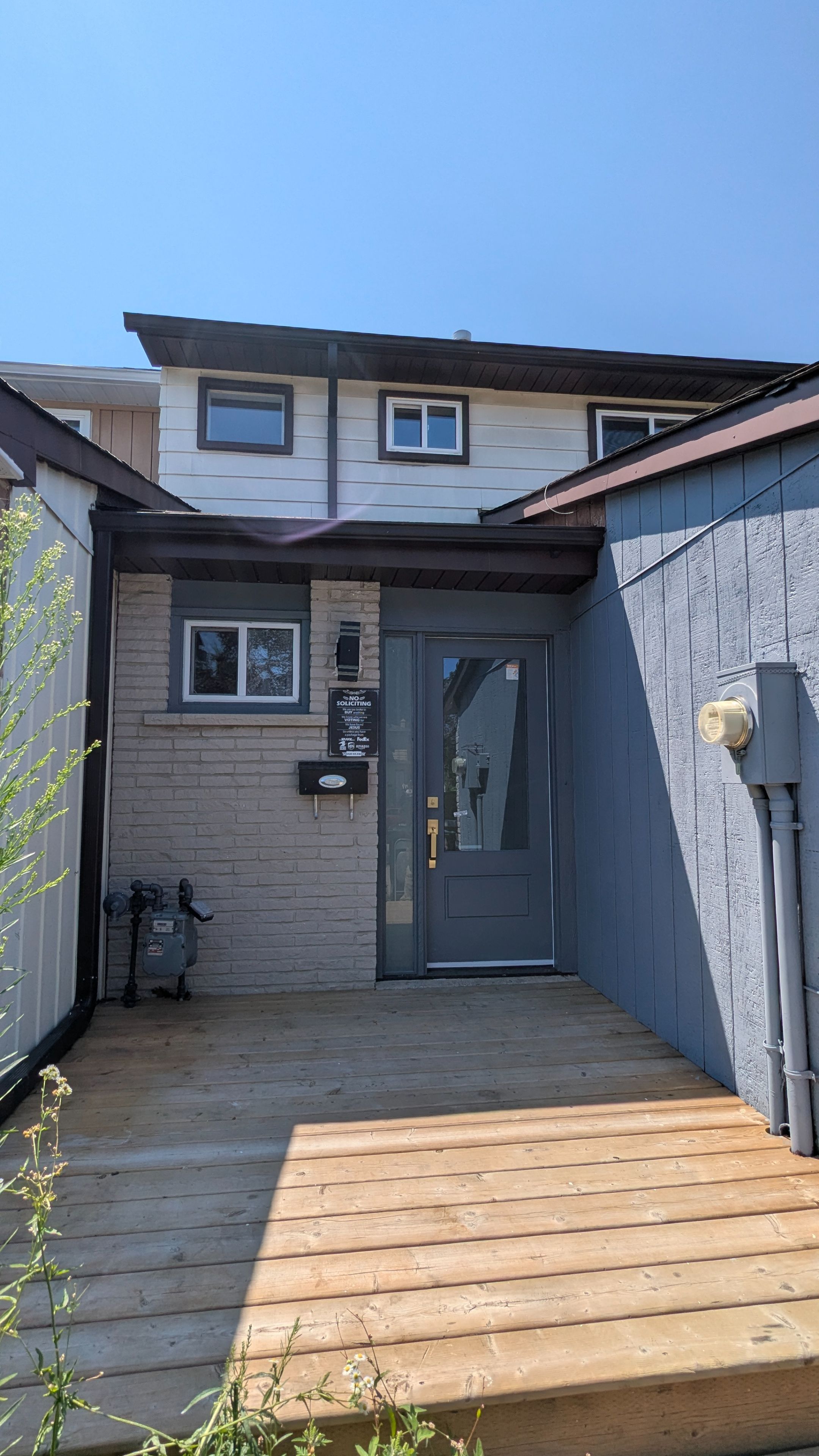14 Chaucer Crescent, Barrie, On L4n 4t7