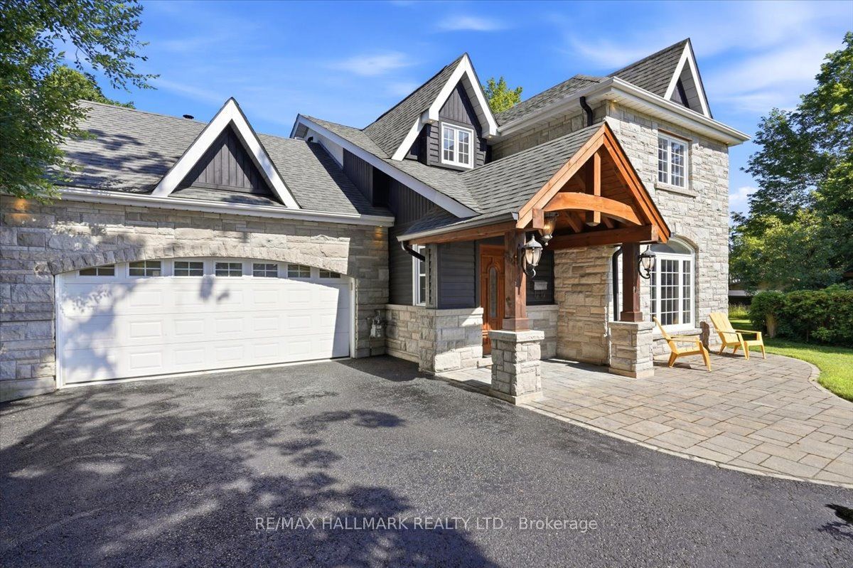 105 Duckworth Street, Barrie, On L4m 3v9