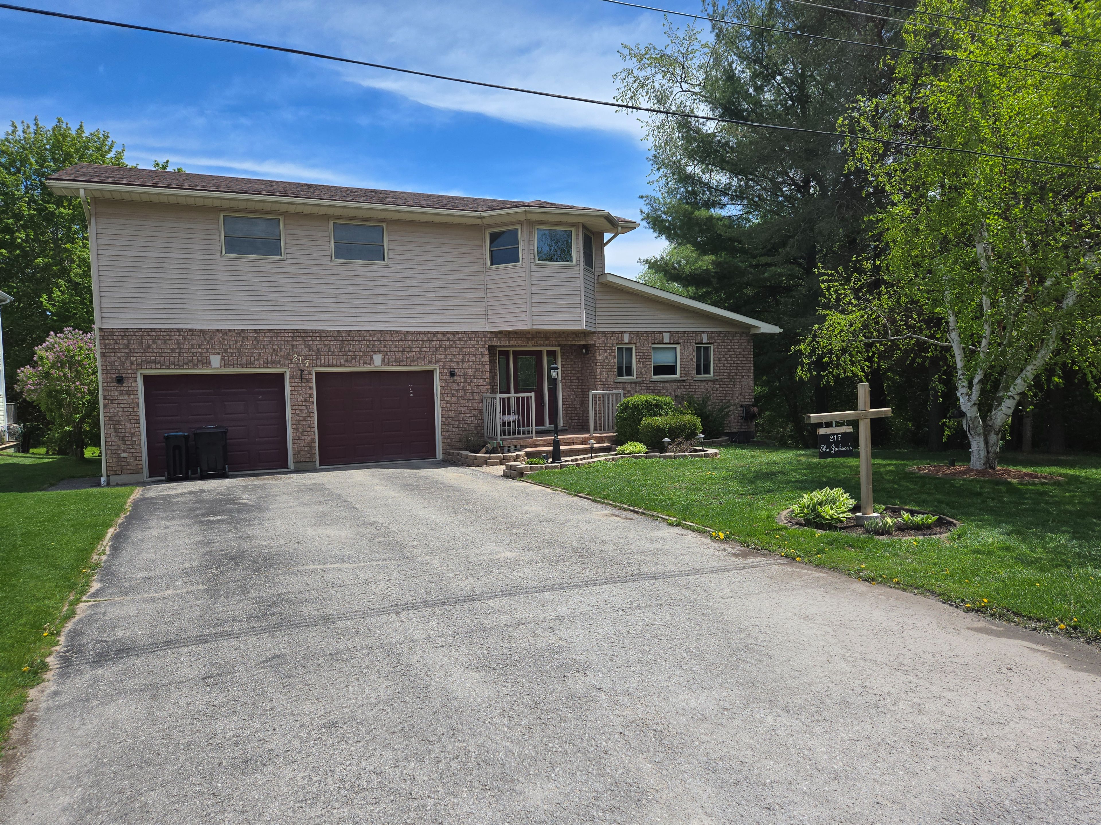 217 Dominion Drive, Clearview, On L0m 1s0