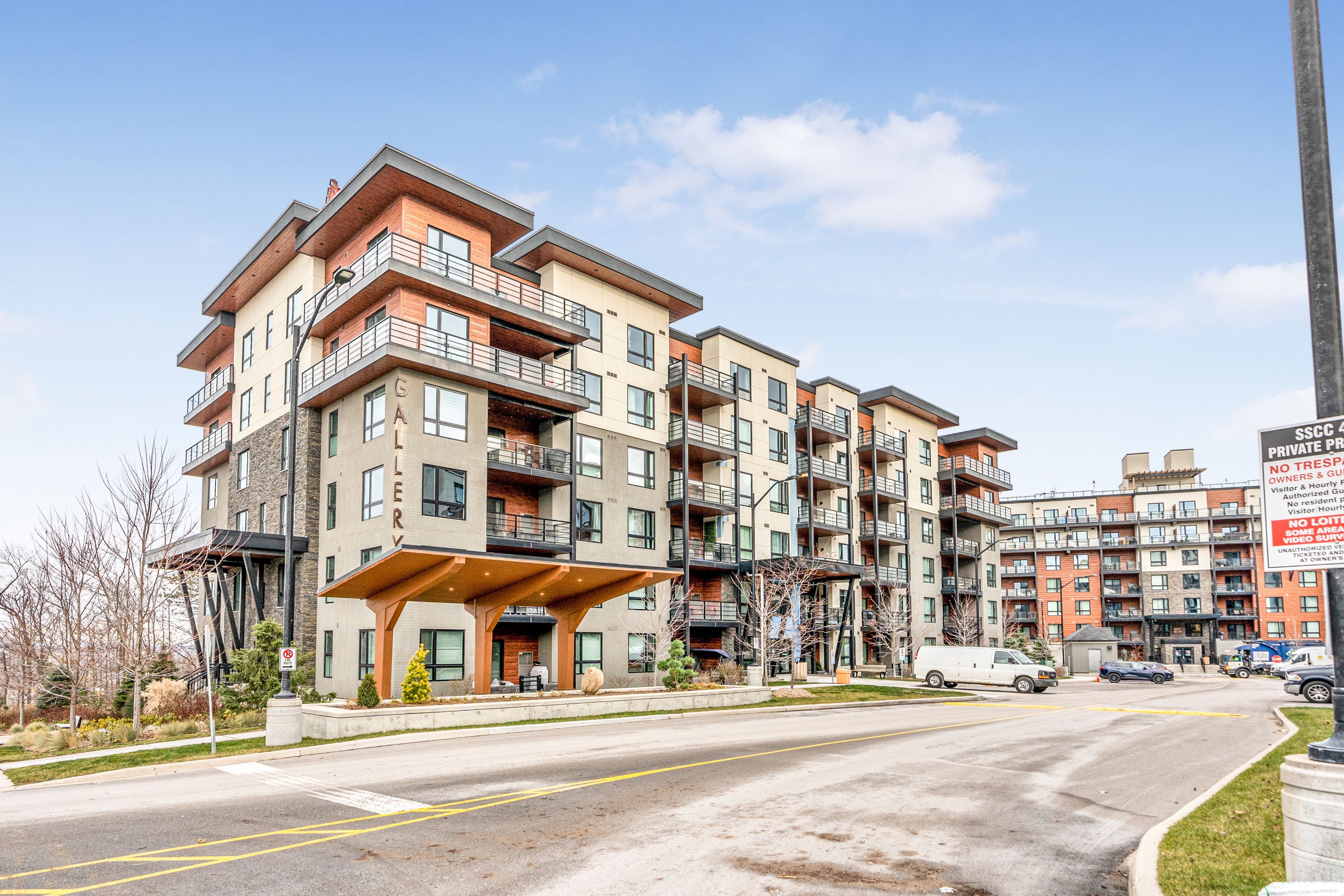 300 Essa Road 501, Barrie, On L9j 0b9