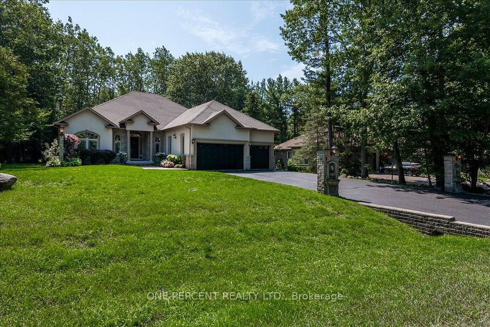 9 Laddie Lane, Springwater, On L9x 0c3