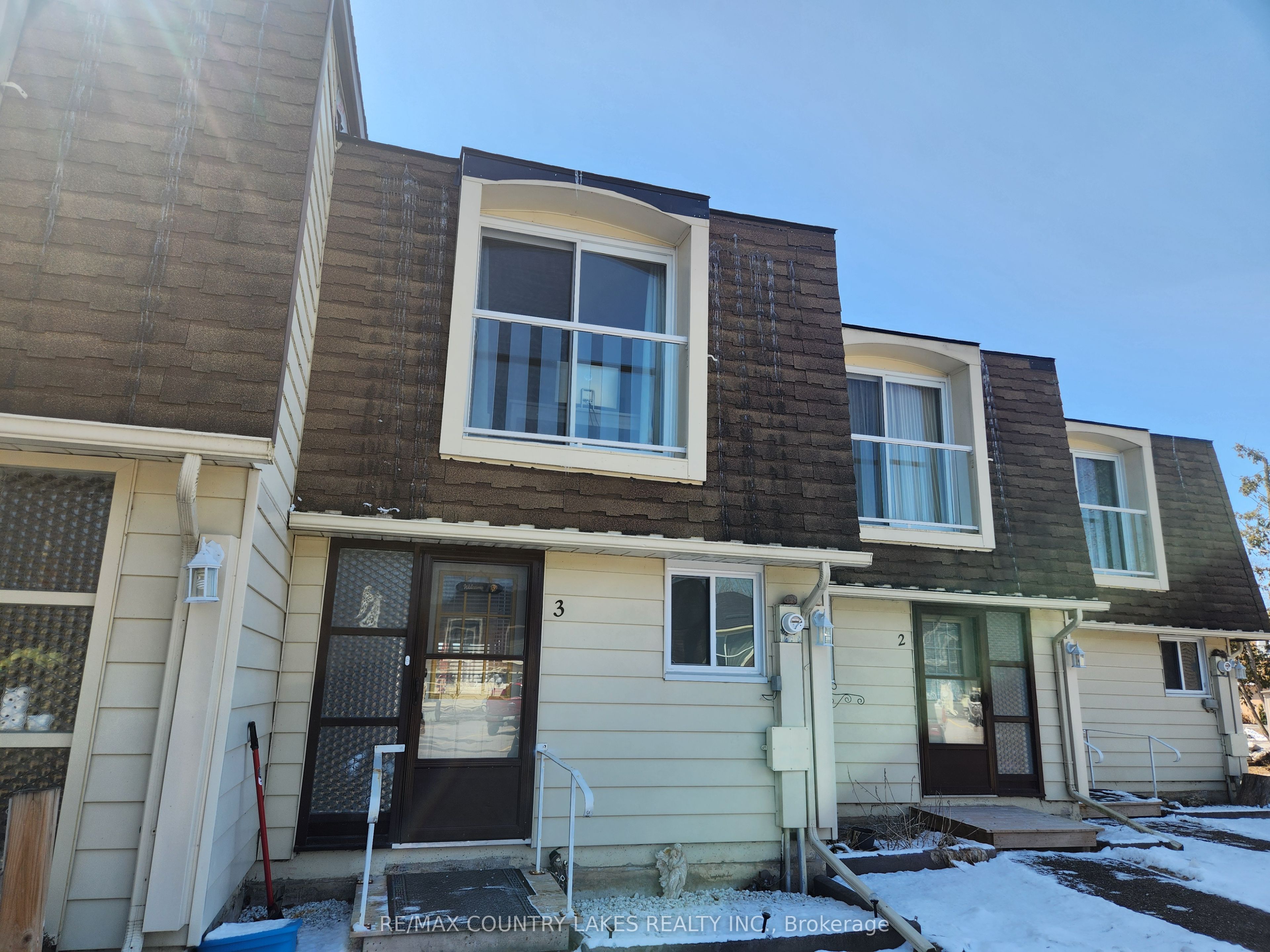 4 Paradise Boulevard 3, Ramara, On L0k 1b0