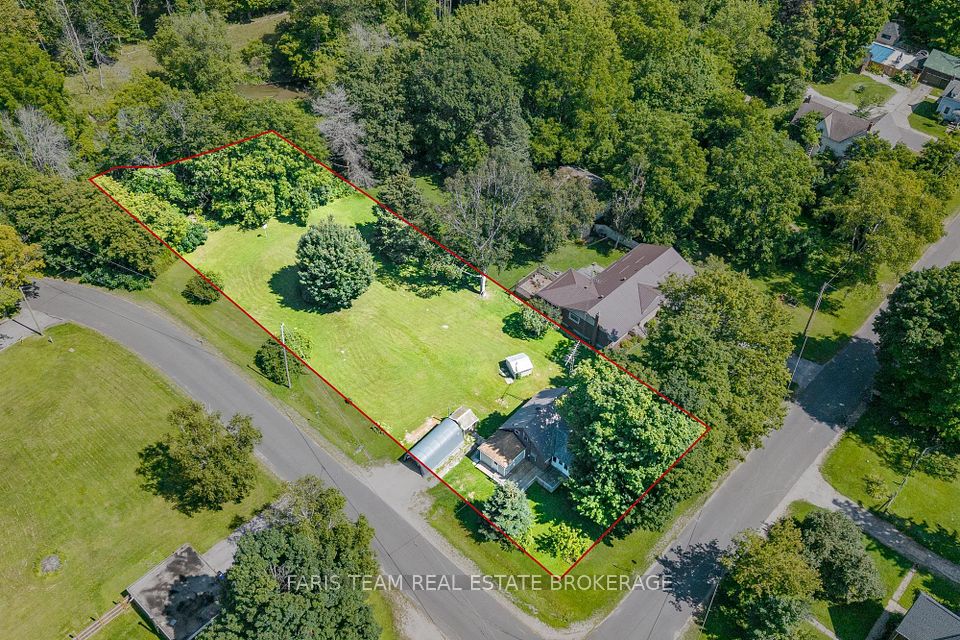 29 Marsh Lane, Tiny, On L0k 2e1
