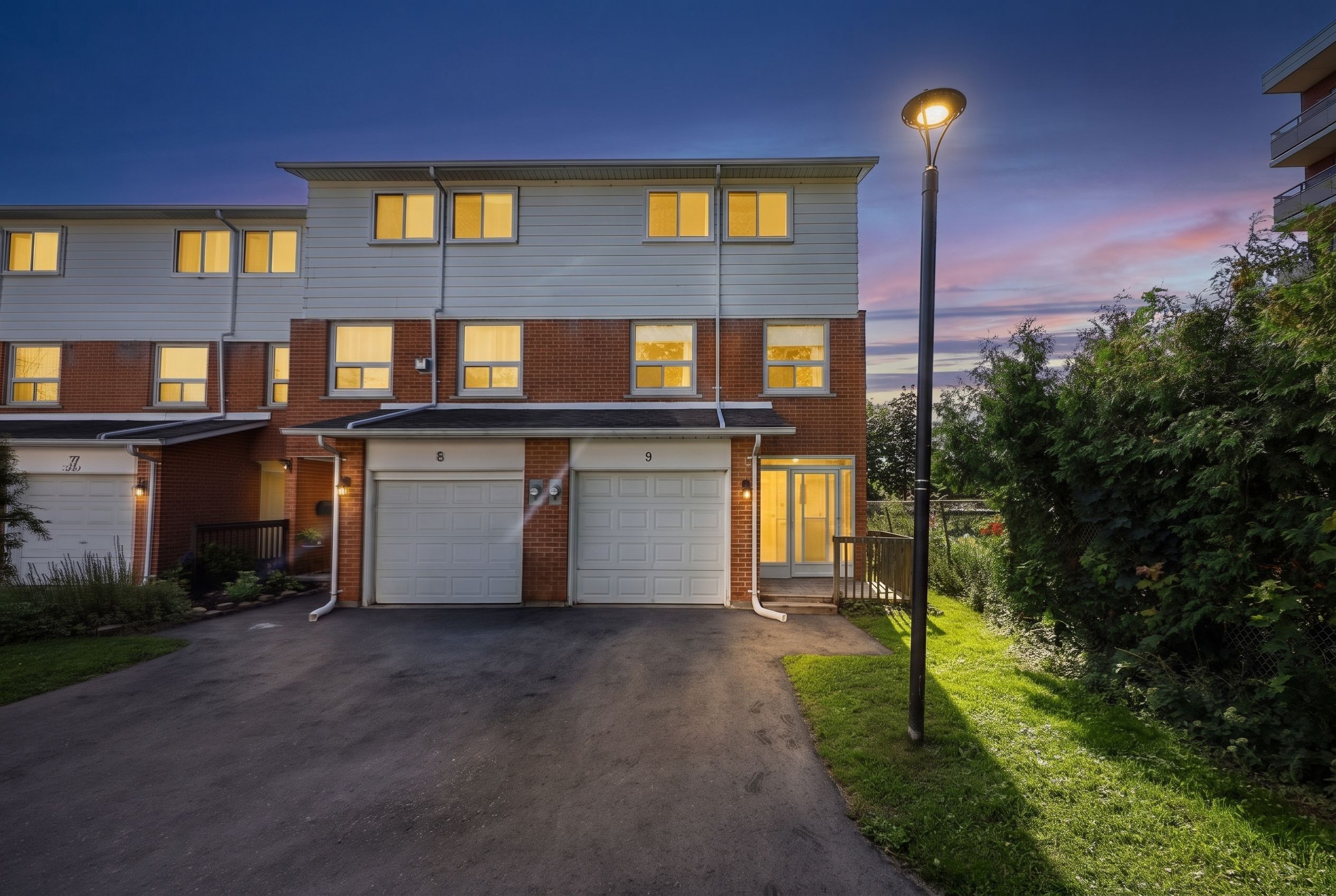 237 Steel Street 9, Barrie, On L4m 2h1