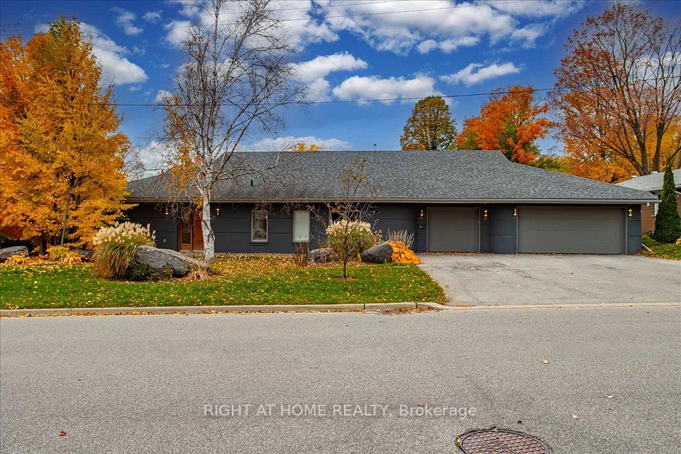 88 Cook Street, Barrie, On L4m 4g6