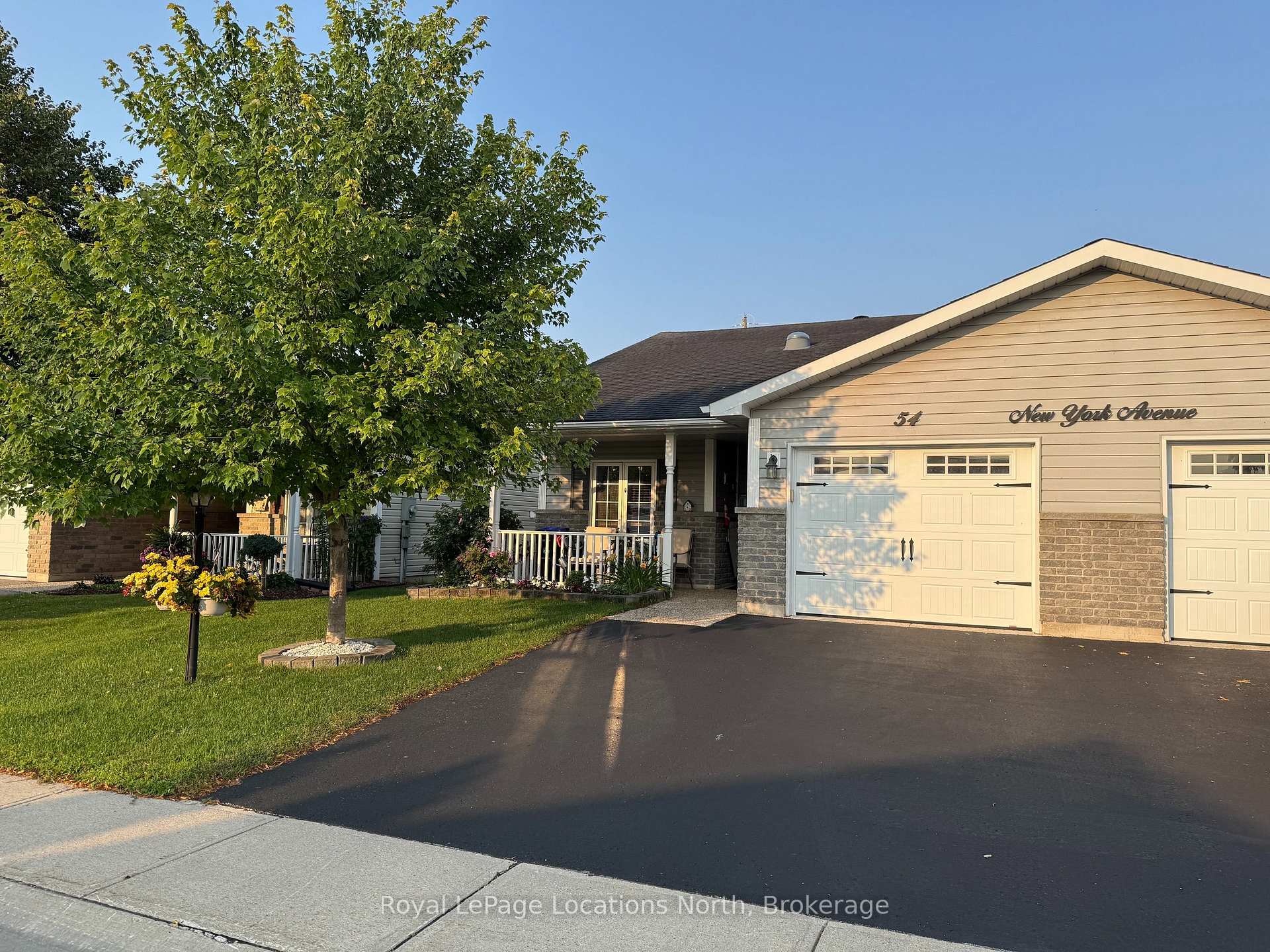 54 New York Avenue, Wasaga Beach, On L9z 3a8