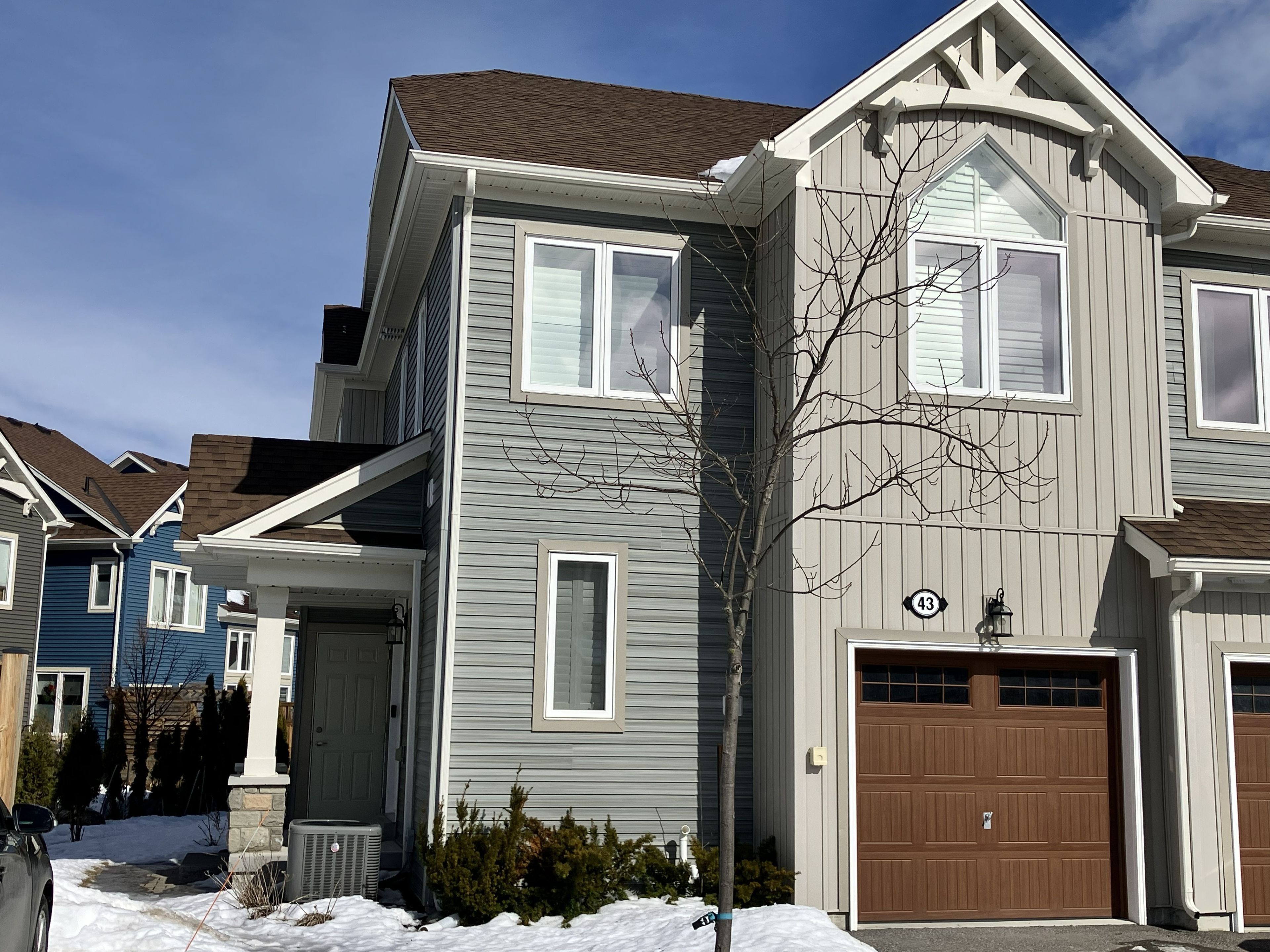 43 Carpenter Street, Collingwood, On L9y 0z5