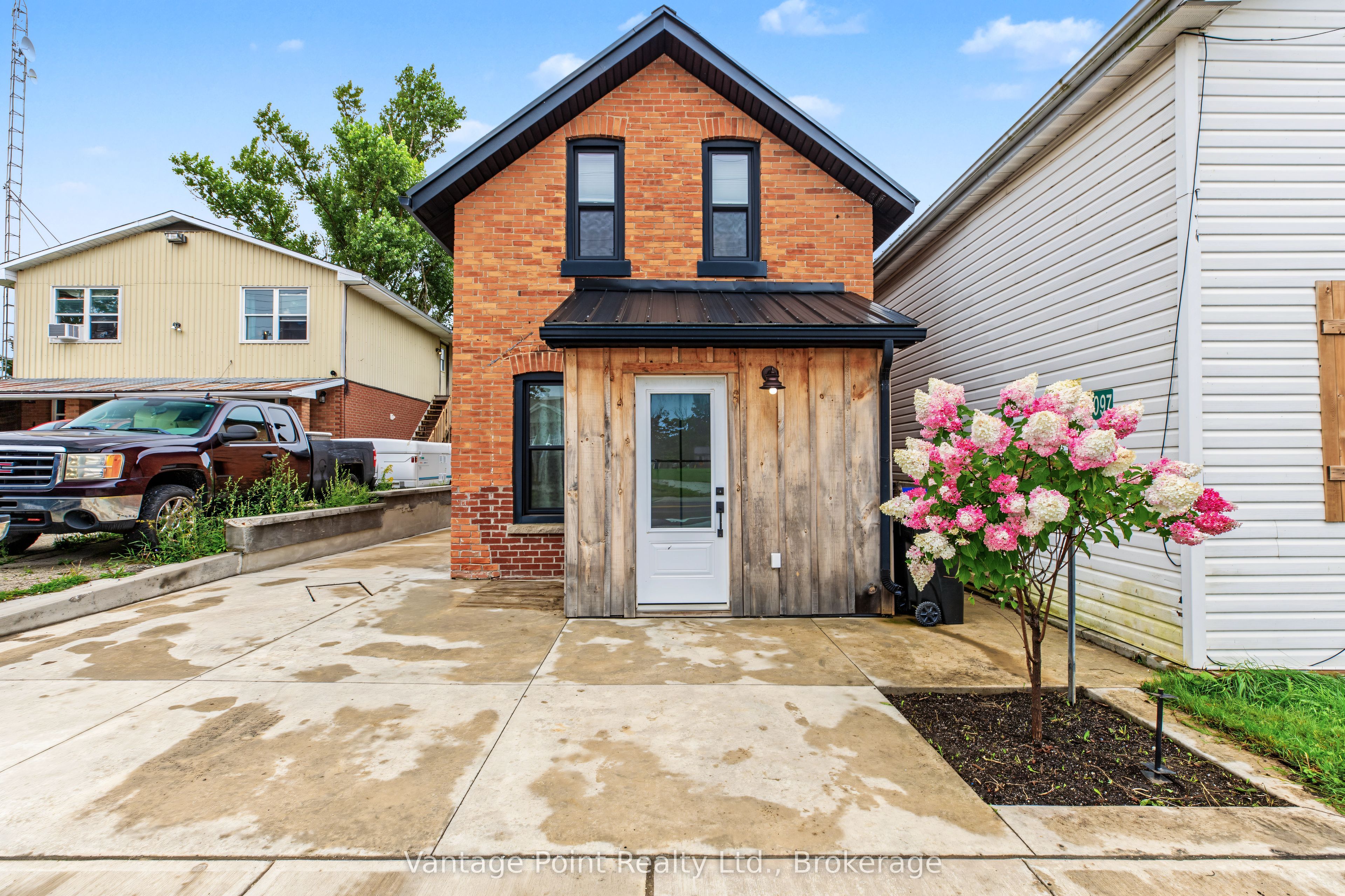 794097 124 Grey Road, Clearview, On N0c 1m0