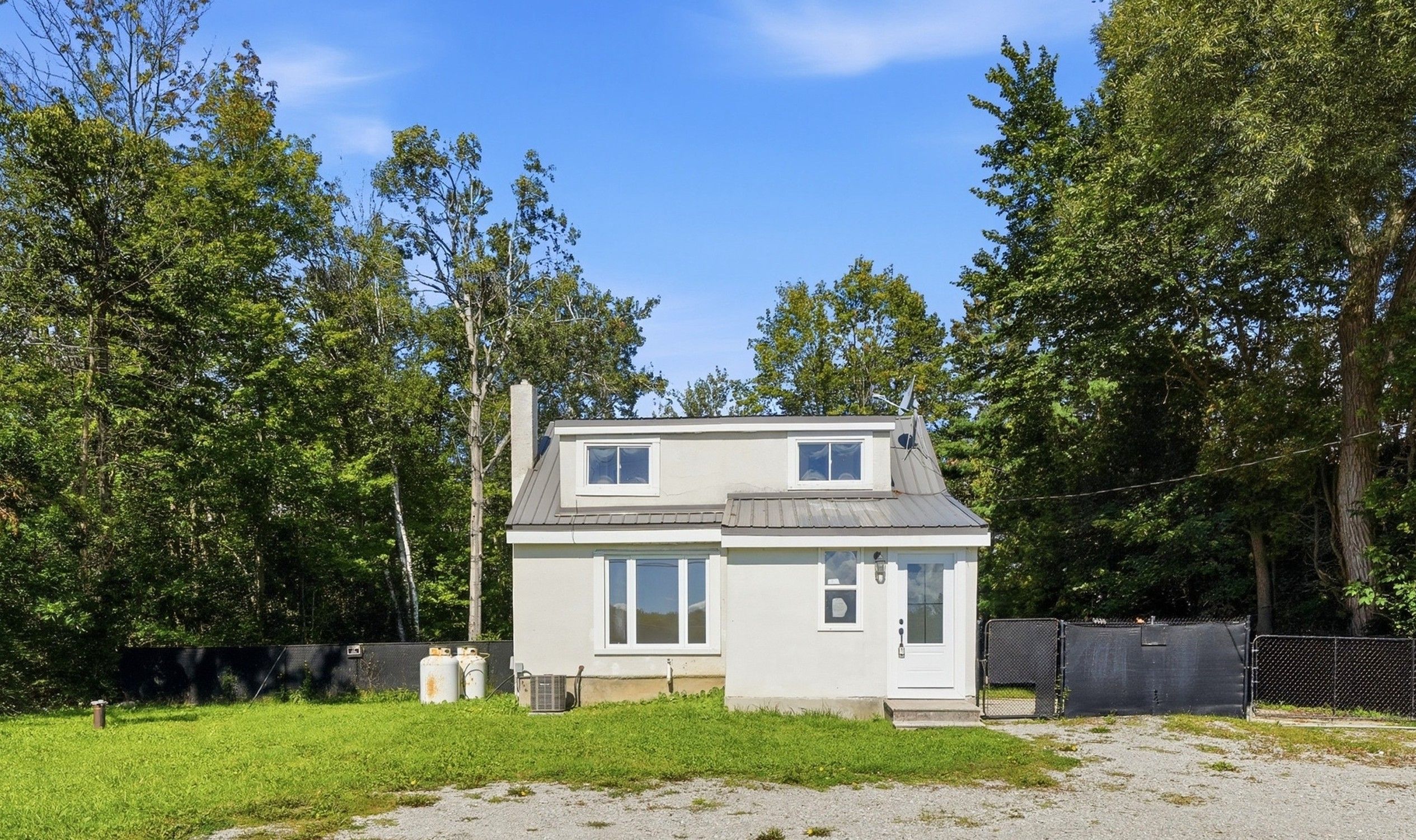 8410 11 Highway, Severn, On L3v 6h3