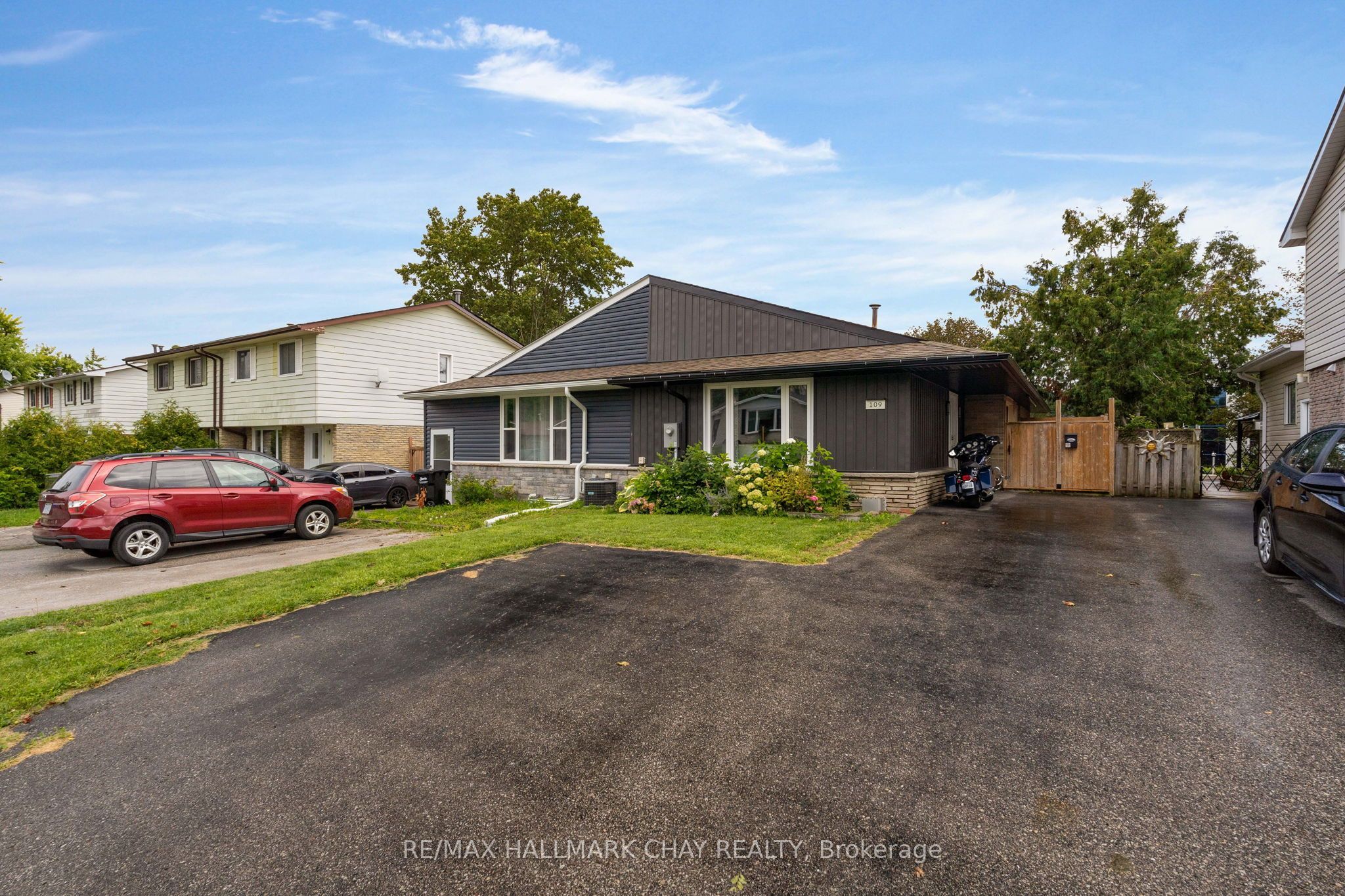 109 Daphne Crescent, Barrie, On L4m 2y7