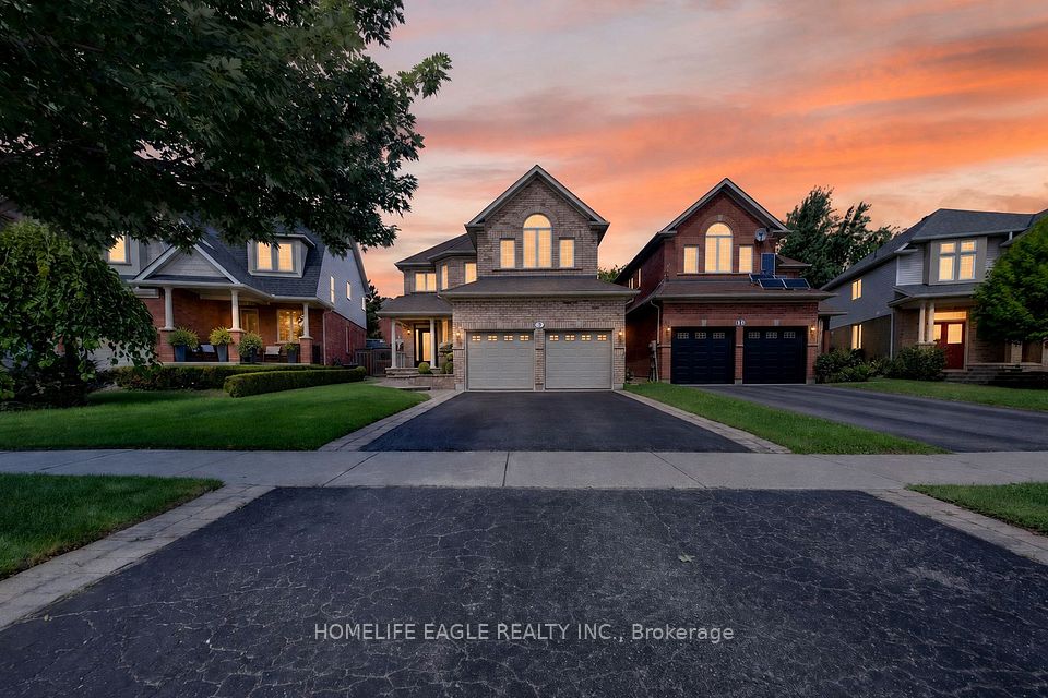 12 Kensington Trail, Barrie, On L4n 0k5