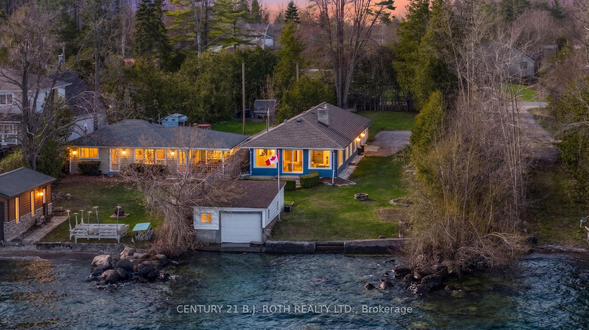 49 Lakeshore Road E, Oro-Medonte, On L0l 2e0