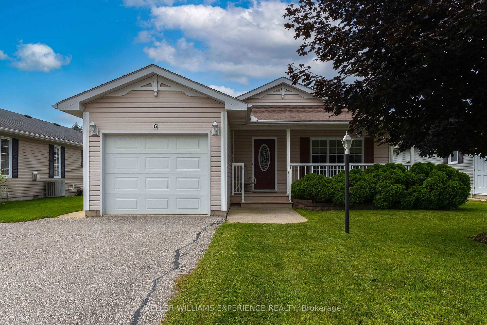 6 Virginia Avenue, Wasaga Beach, On L9z 3a8