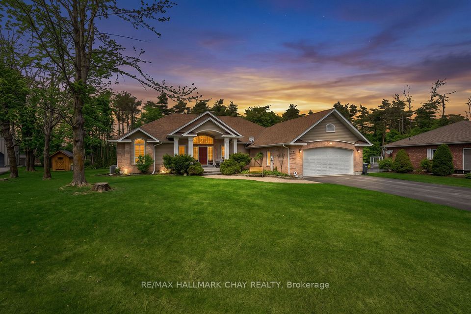 16 Chestnut Lane, Oro-Medonte, On L0l 2l0