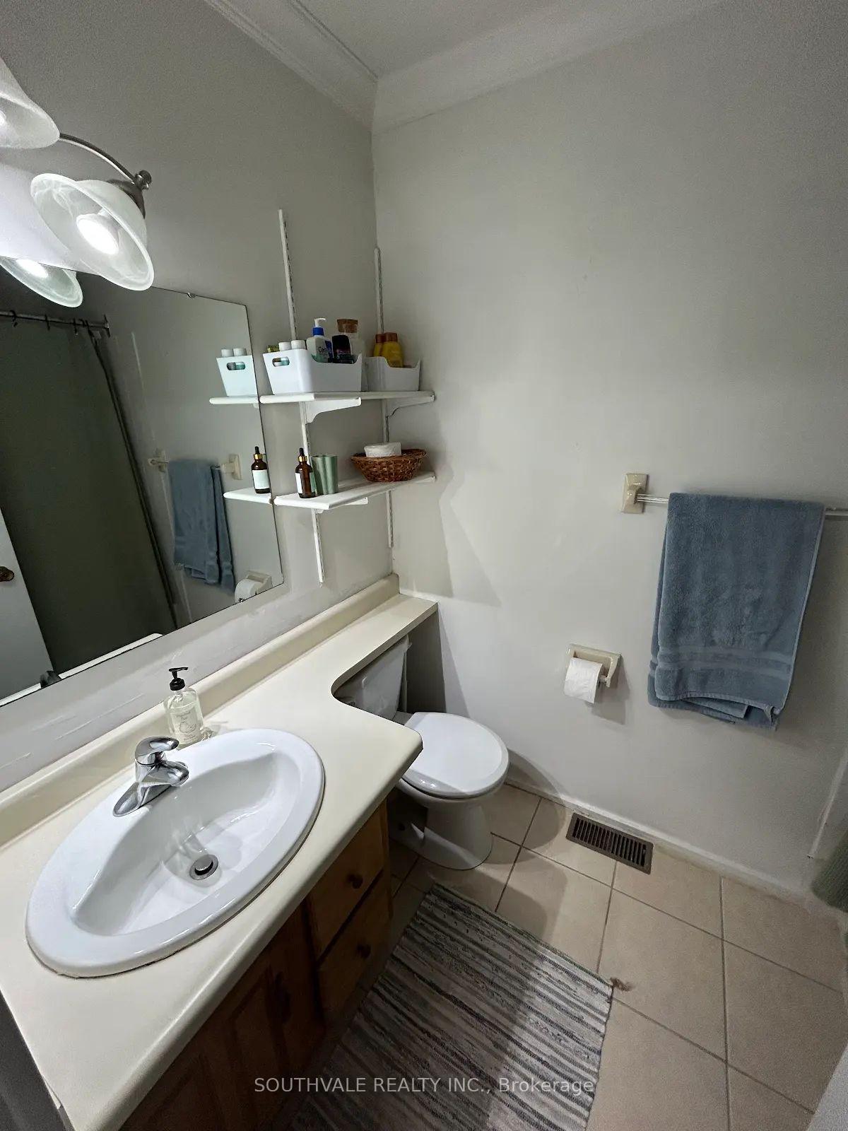 209 Escarpment Crescent 19, Collingwood, On L9y 5b4