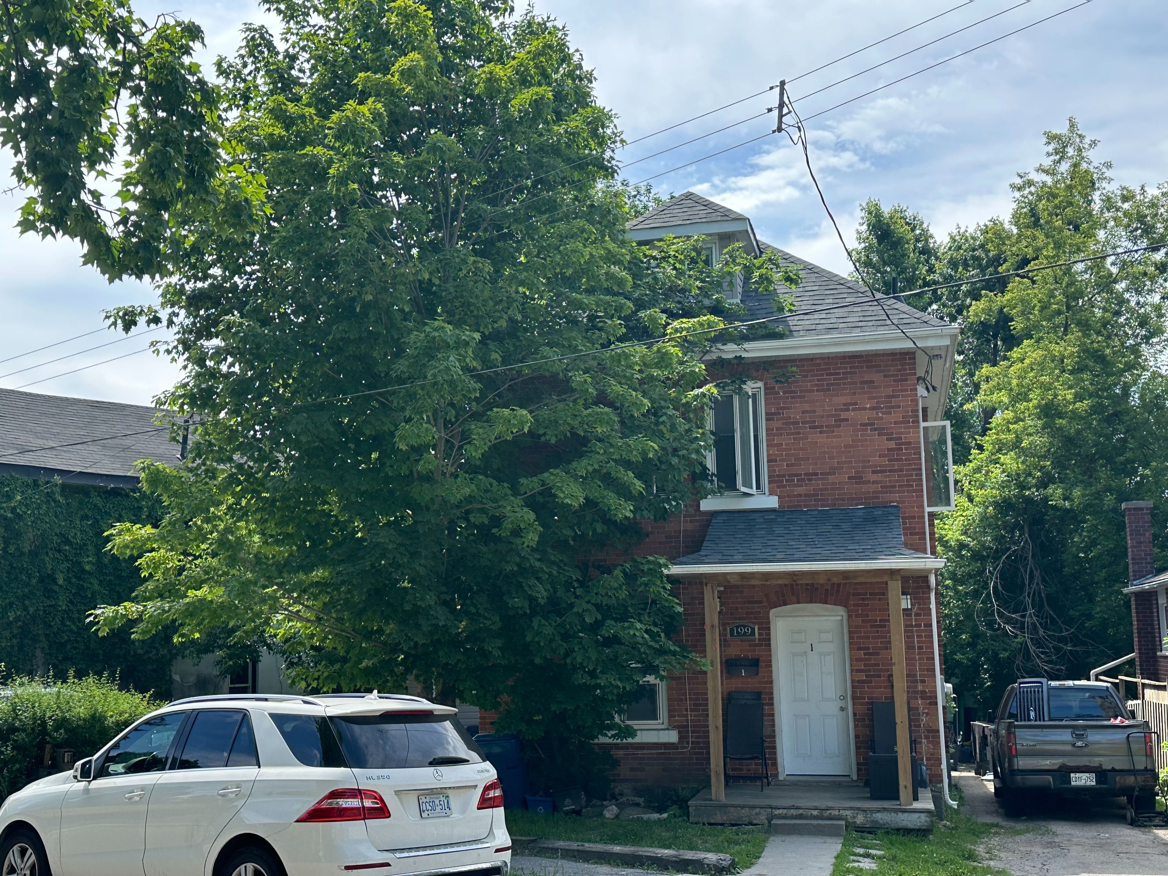 199 Nottawasaga Street, Orillia, On L3v 3k2