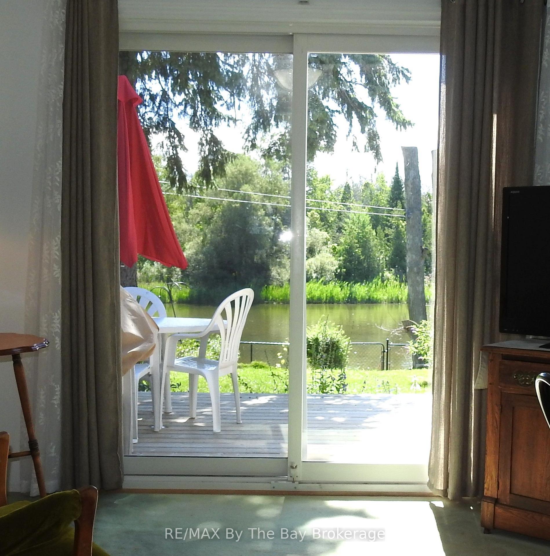 1345 Mosley Street, Wasaga Beach, On L9z 2c7