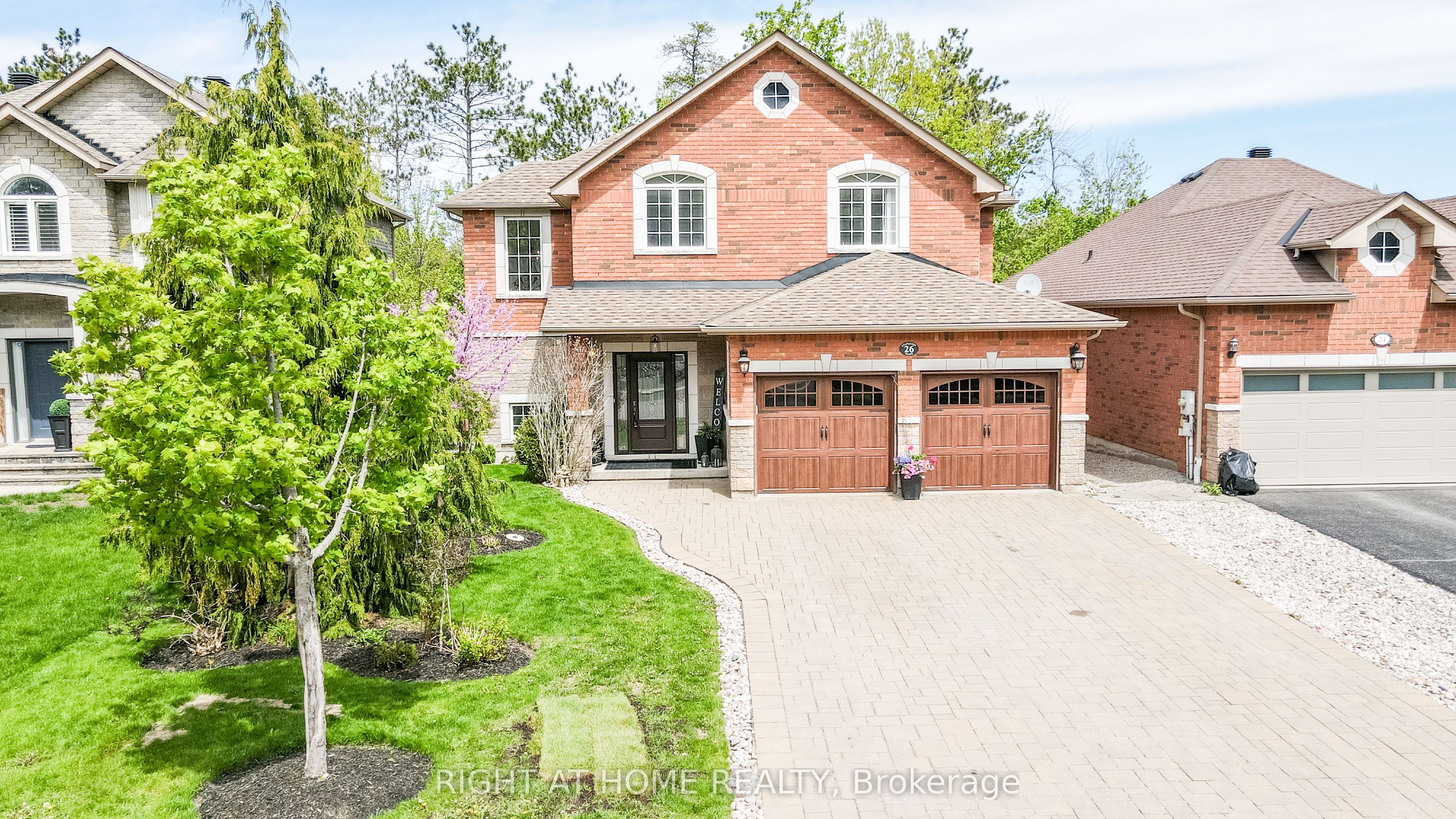 26 Stapleton Place, Barrie, On L4n 5z3