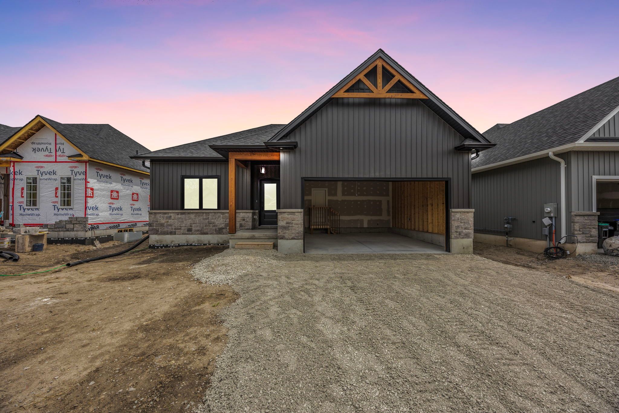 114 Brandon Avenue, Severn, On L0k 1e0