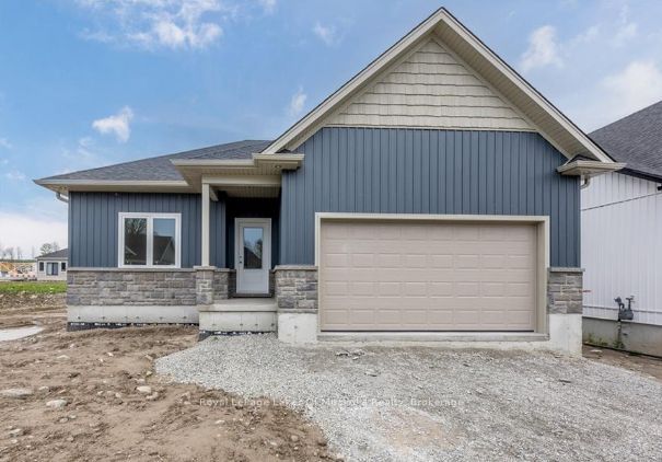37 Harold Avenue, Severn, On L0k 1e0