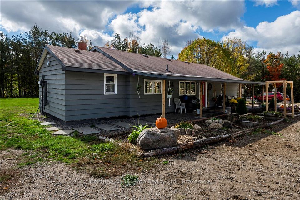2286 Flos 10 Road, Springwater, On L0l 1p0
