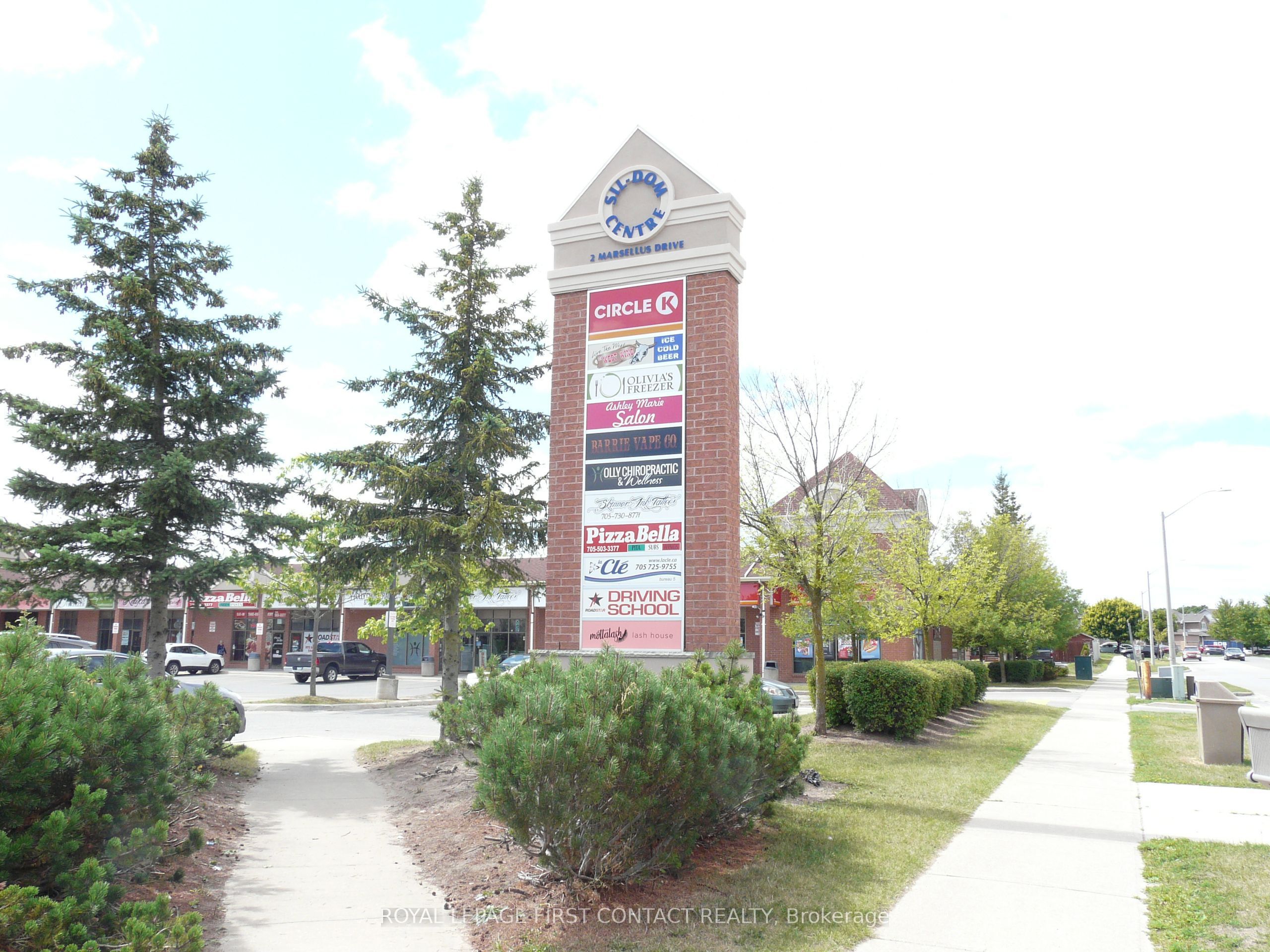 2 Marsellus Drive 8, Barrie, On L4n 0y4